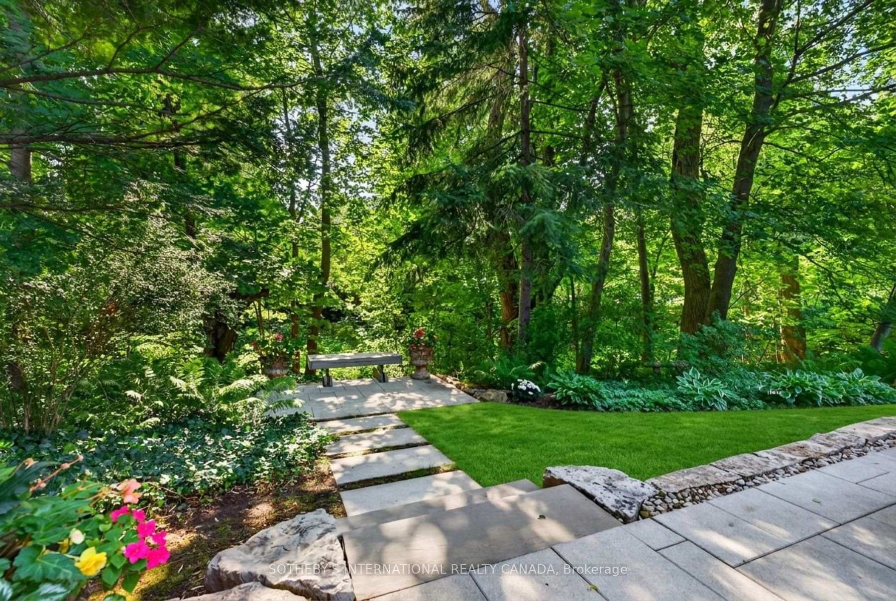 Photo 15 of 78 Ravina Crescent, Hamilton, Ancaster — HOMEH