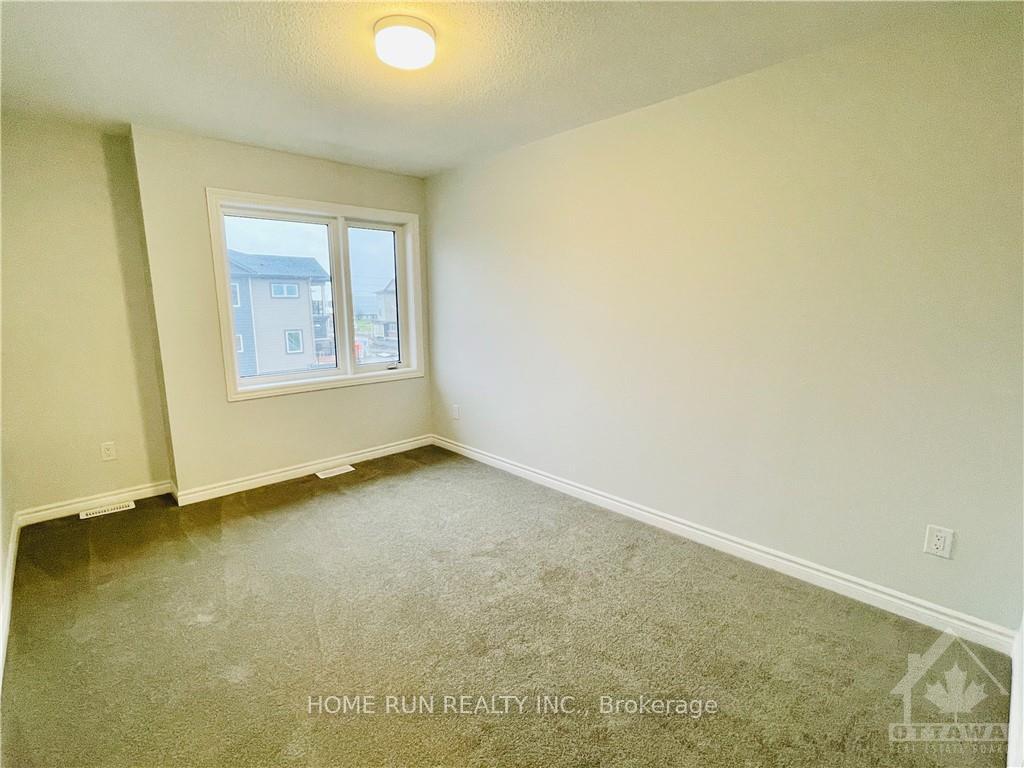 Photo 10 of 911 Nautilus Private, Ottawa, Kanata - Emerald Meadows/Trailwest — HOMEH