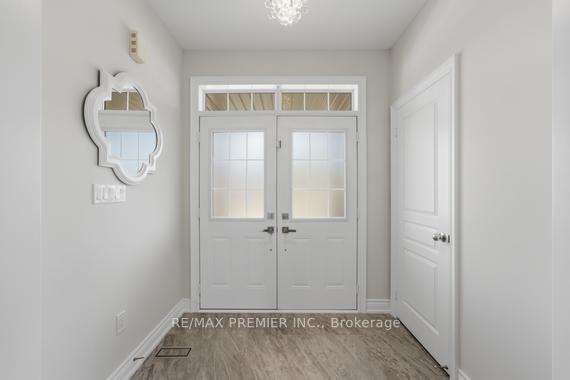 Photo 30 of 2 Tremblant Crescent, Vaughan, Kleinburg — HOMEH