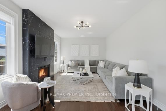 Photo 31 of 2 Tremblant Crescent, Vaughan, Kleinburg — HOMEH