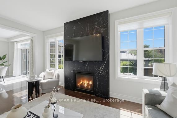 Photo 43 of 2 Tremblant Crescent, Vaughan, Kleinburg — HOMEH
