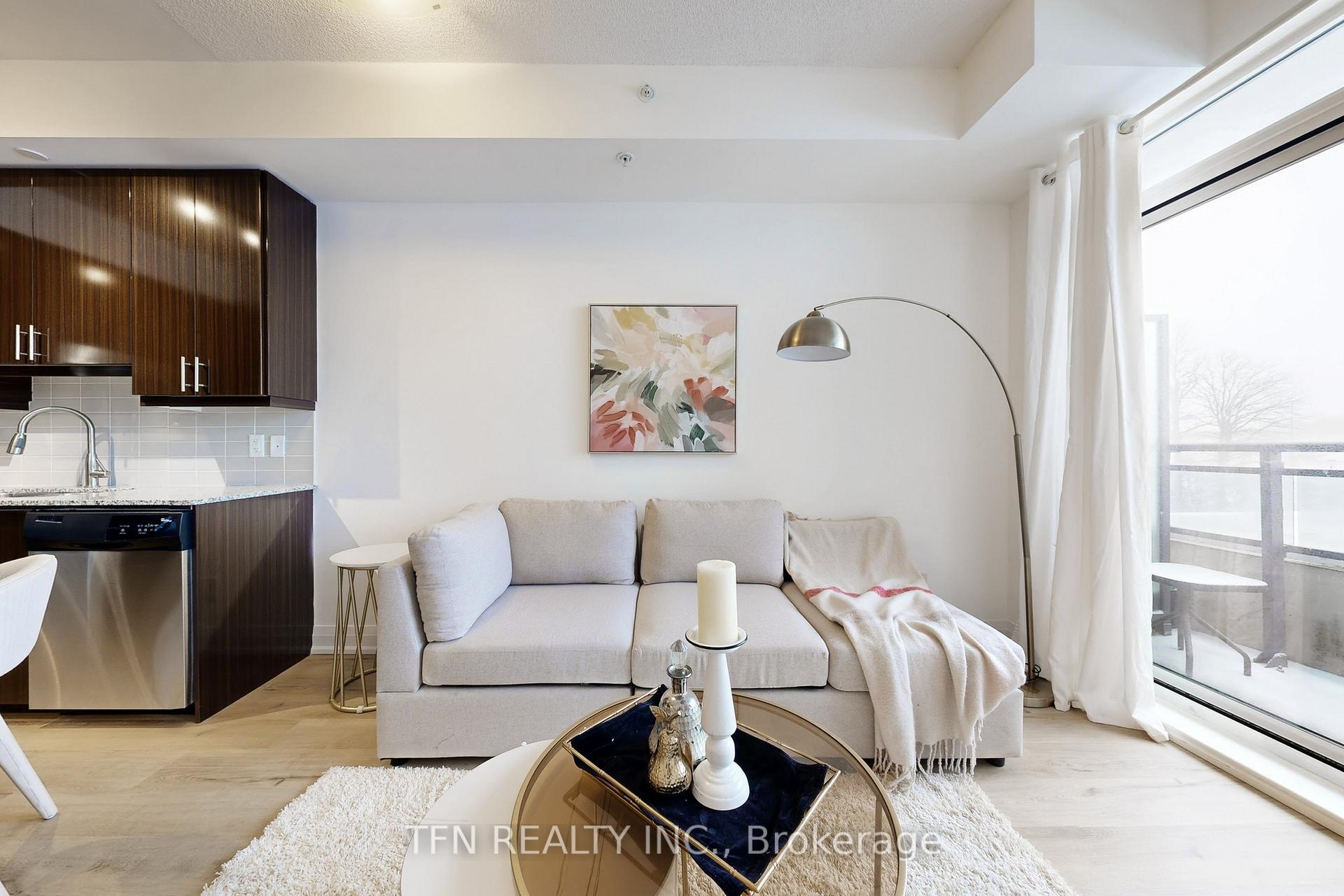Photo 8 of Unit 307, 75 North Park Road S, Vaughan, Beverley Glen — HOMEH