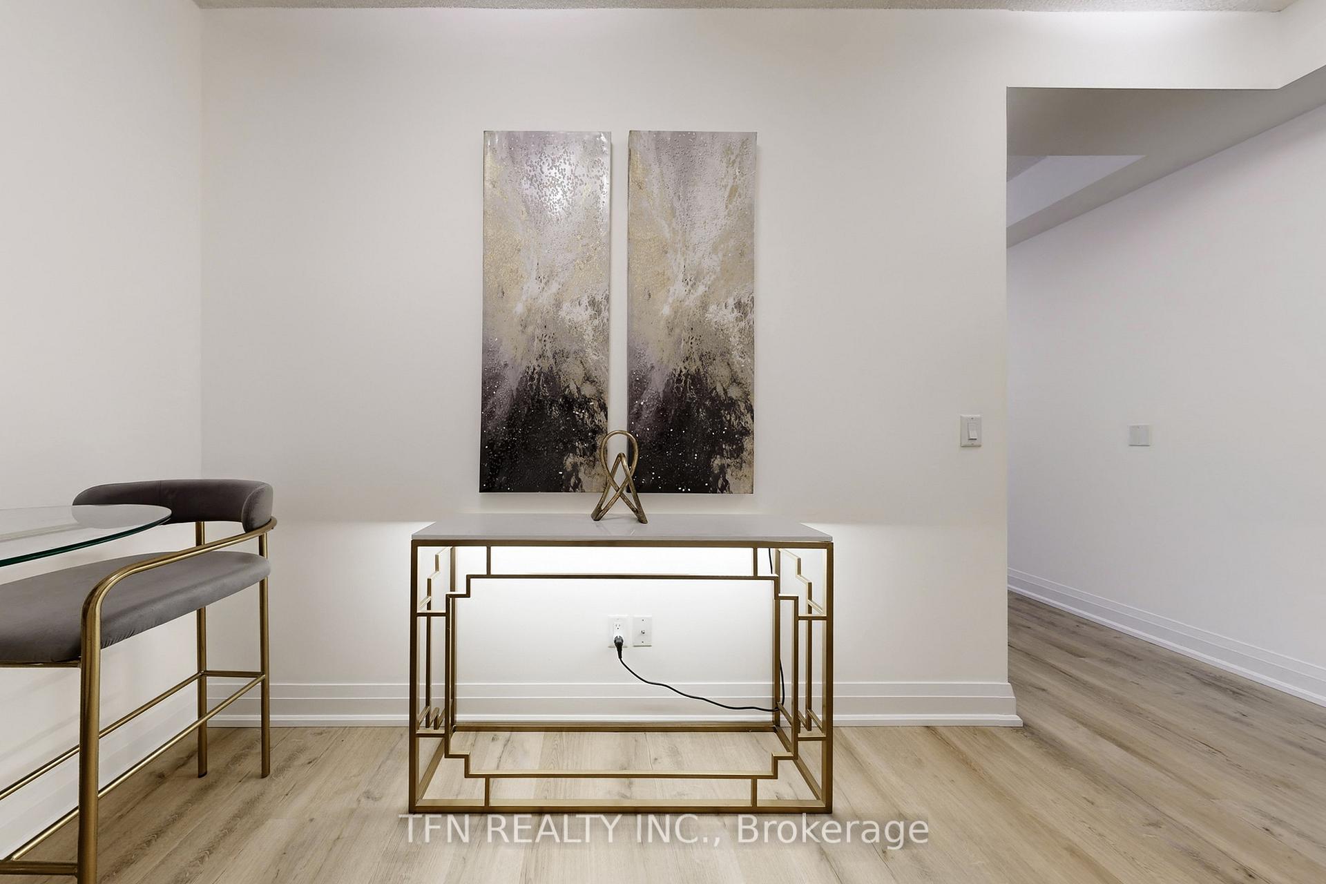 Photo 16 of Unit 307, 75 North Park Road S, Vaughan, Beverley Glen — HOMEH