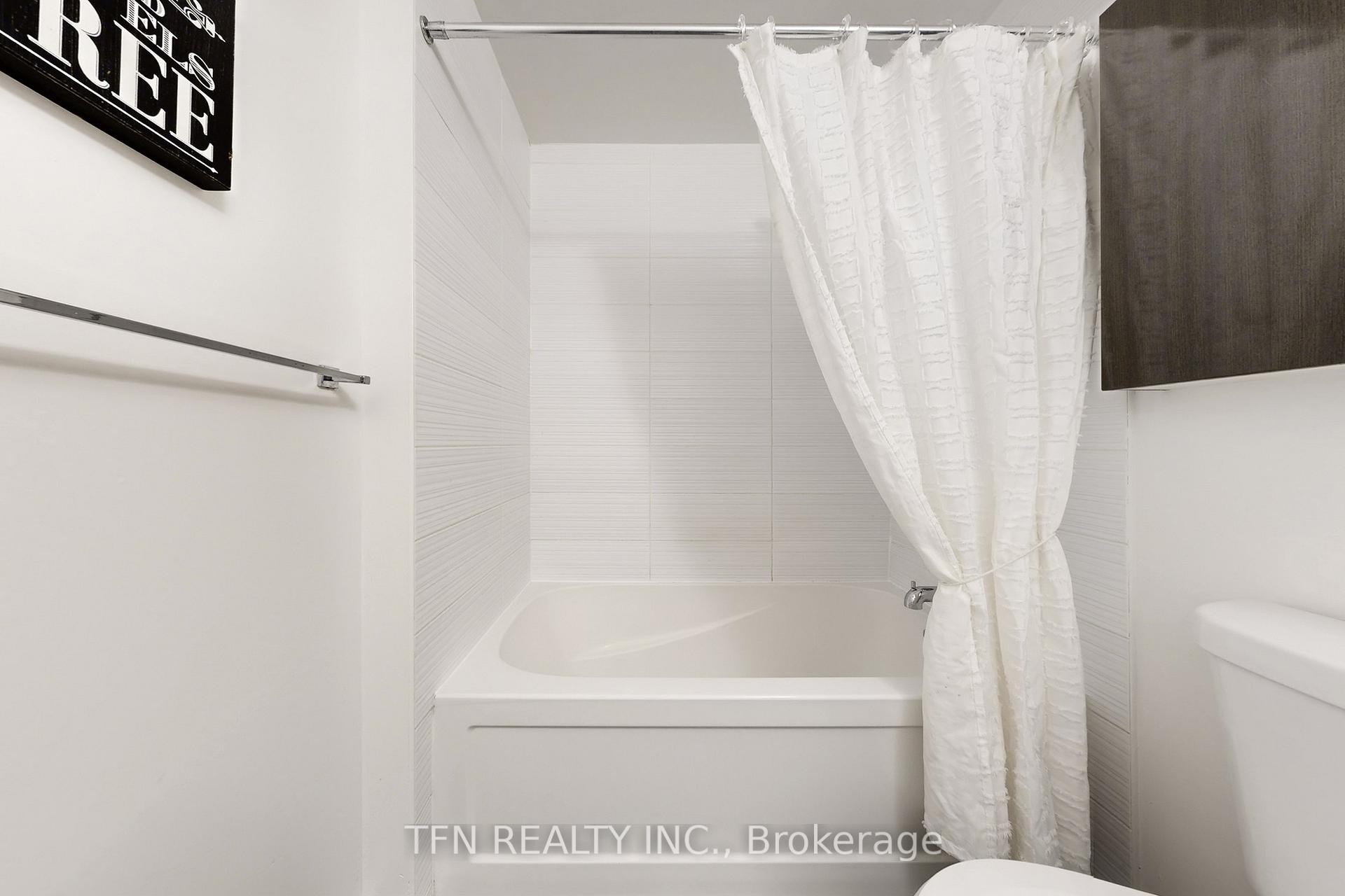 Photo 18 of Unit 307, 75 North Park Road S, Vaughan, Beverley Glen — HOMEH