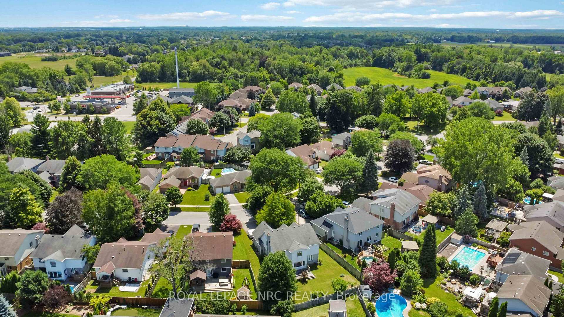 Photo 44 of 23 Woodside Square, Pelham, Fonthill — HOMEH