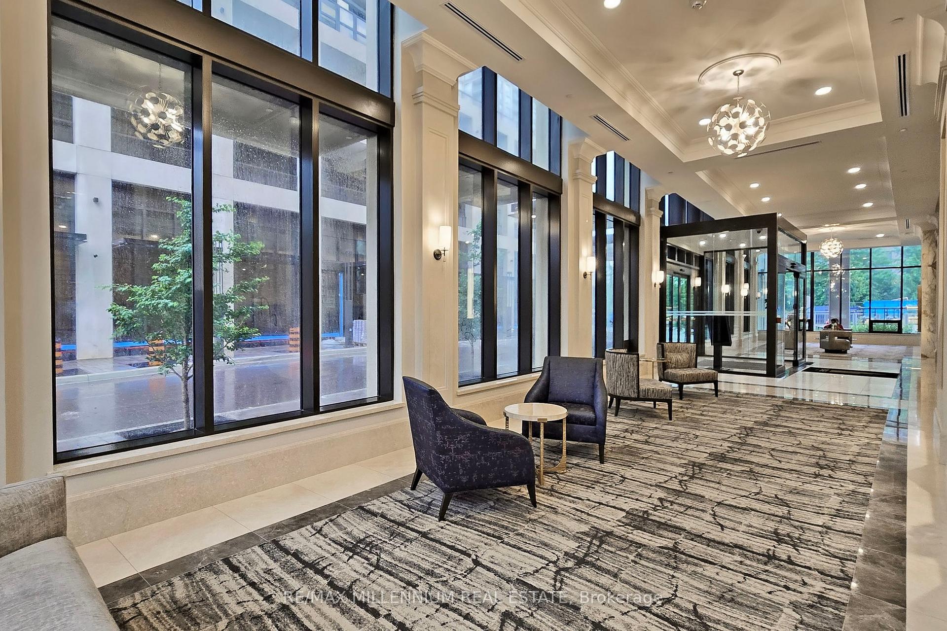 Photo 9 of Unit 807, 30 Elm Drive W, Mississauga, City Centre — HOMEH