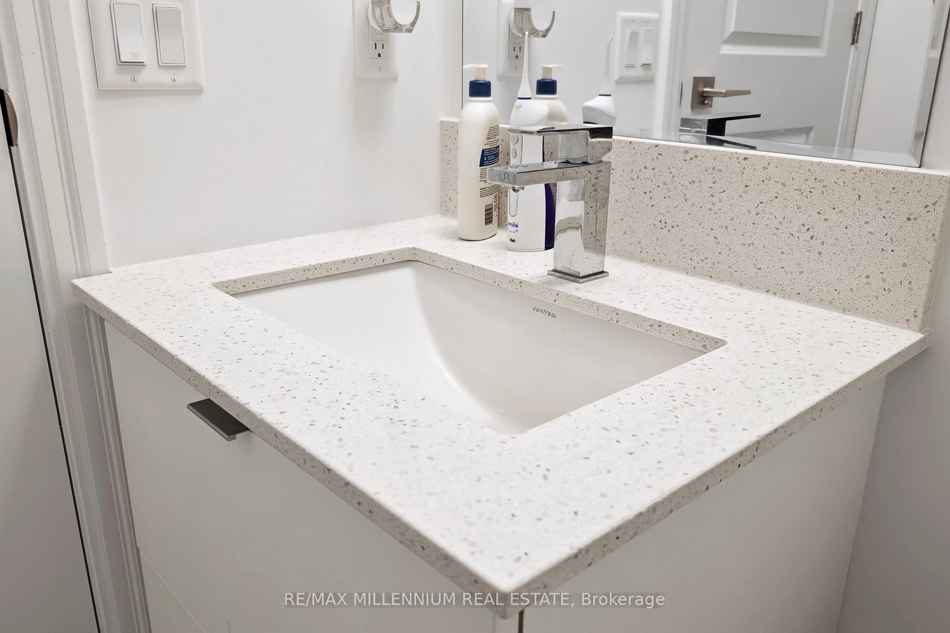 Photo 24 of Unit 807, 30 Elm Drive W, Mississauga, City Centre — HOMEH