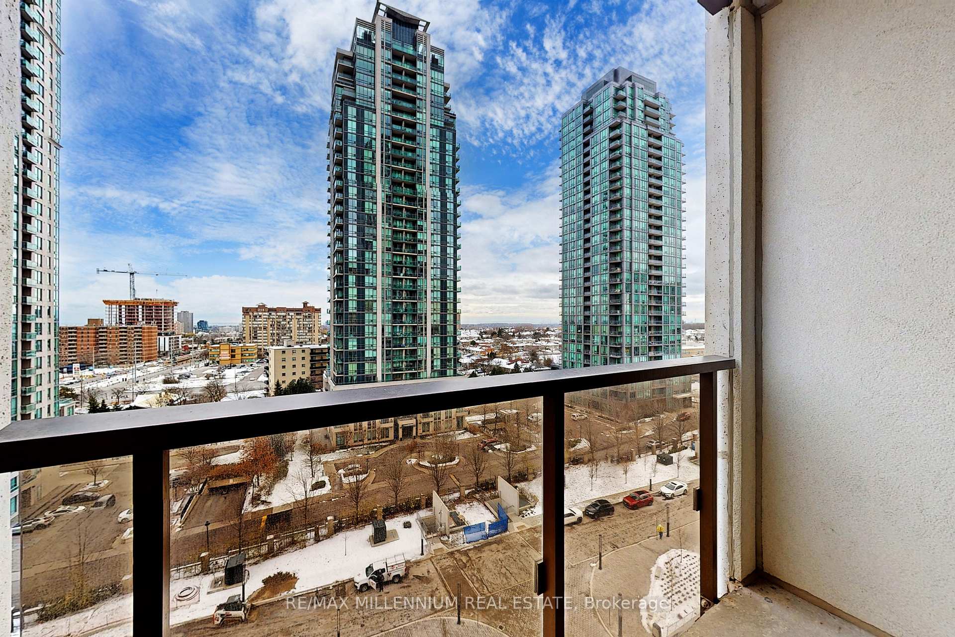 Photo 36 of Unit 807, 30 Elm Drive W, Mississauga, City Centre — HOMEH