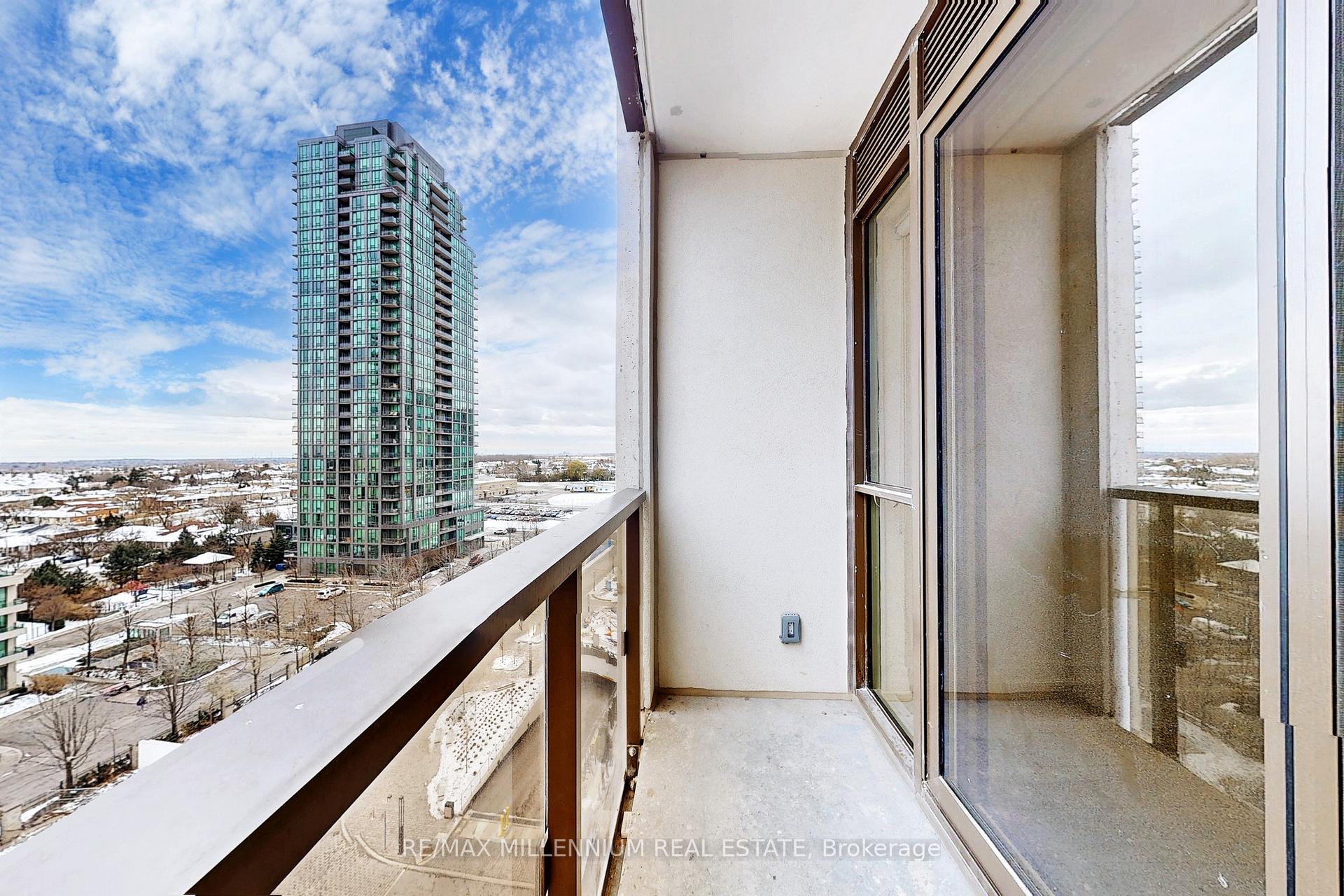 Photo 37 of Unit 807, 30 Elm Drive W, Mississauga, City Centre — HOMEH