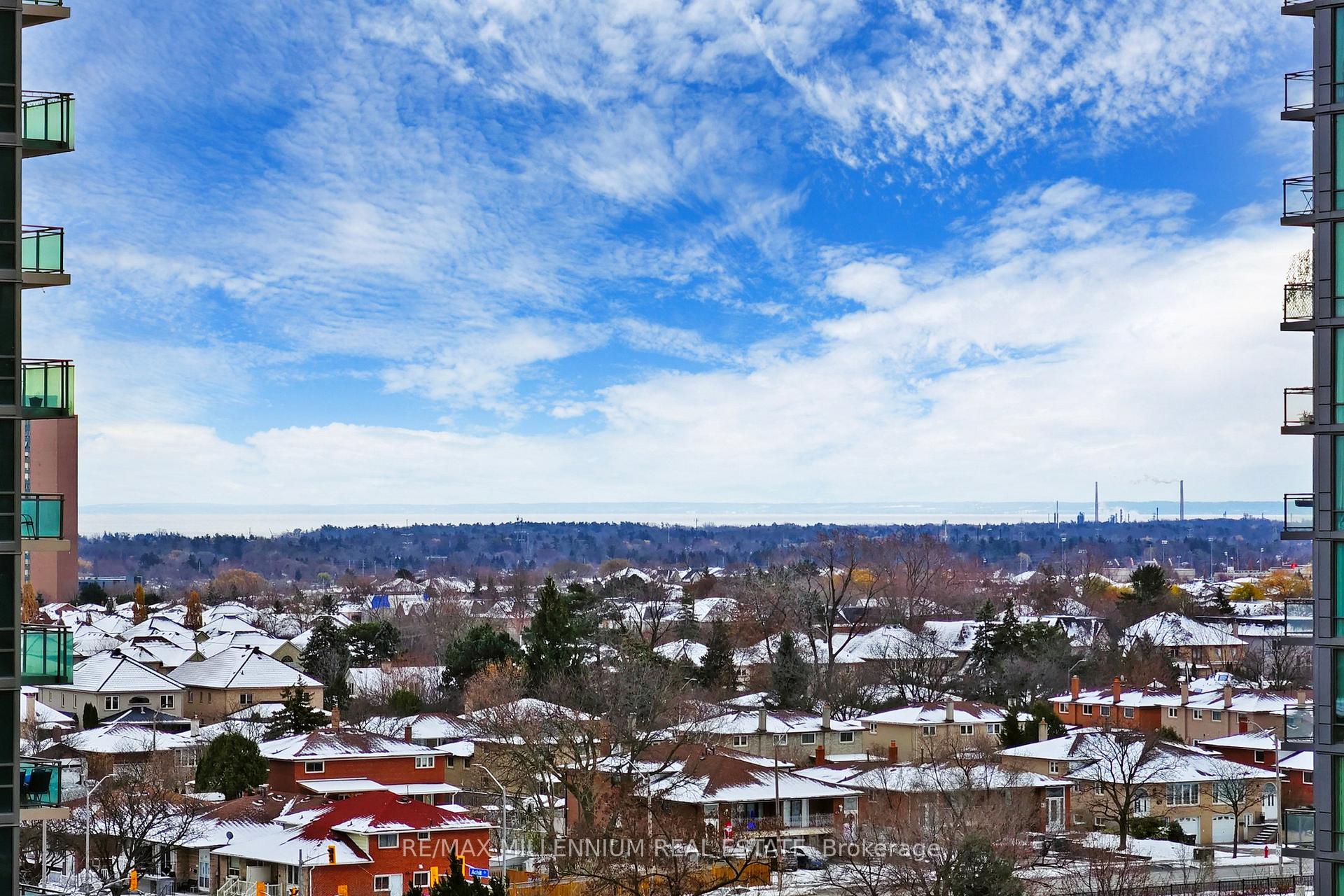 Photo 39 of Unit 807, 30 Elm Drive W, Mississauga, City Centre — HOMEH