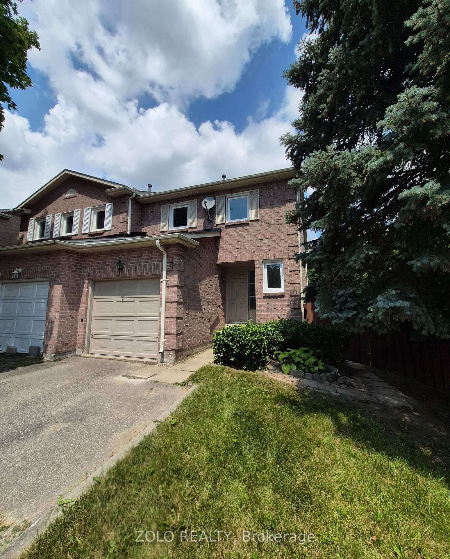 Photo 2 of 77 Colleen Street, Vaughan, Crestwood-Springfarm-Yorkhill — HOMEH