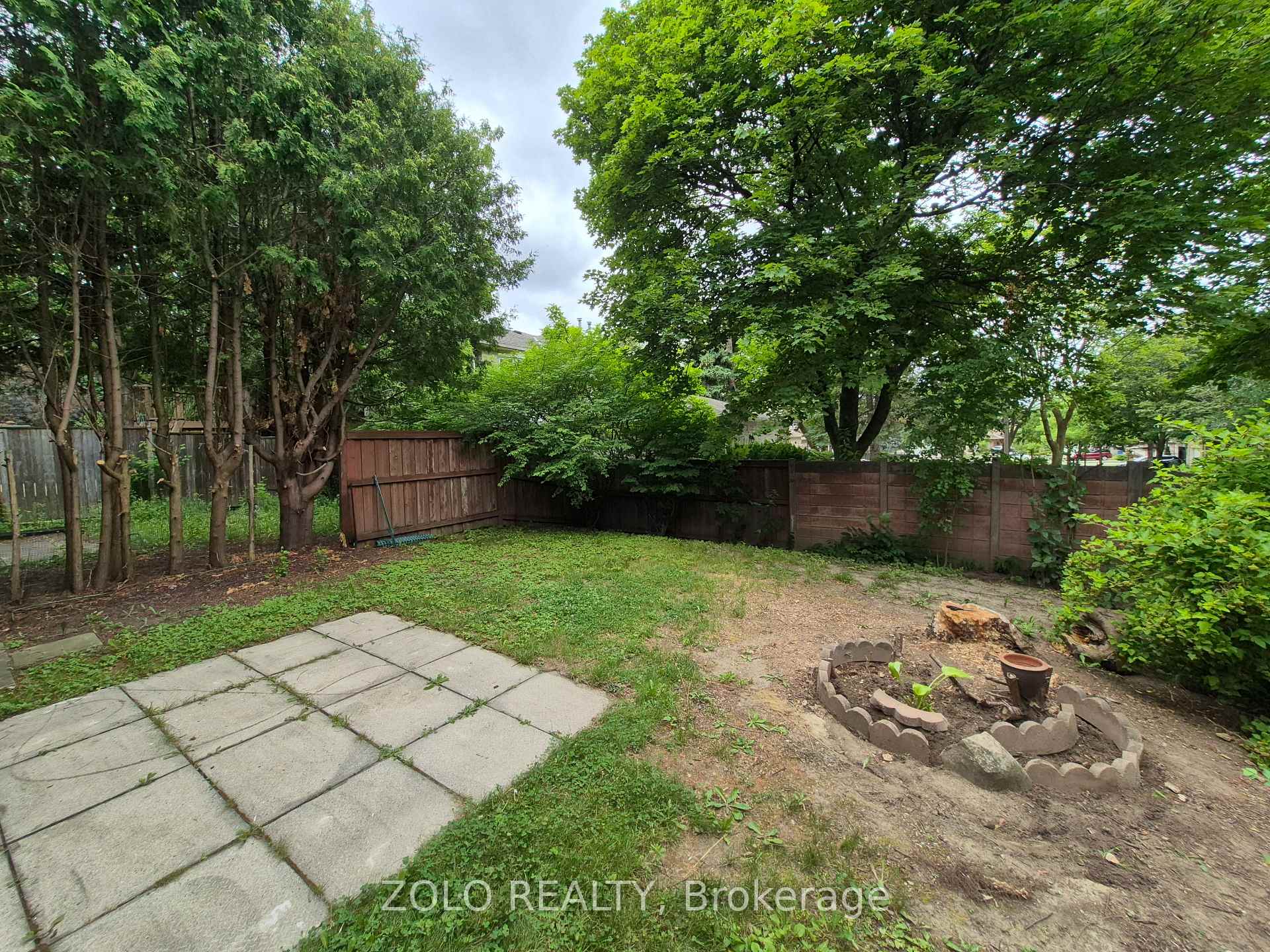 Photo 34 of 77 Colleen Street, Vaughan, Crestwood-Springfarm-Yorkhill — HOMEH