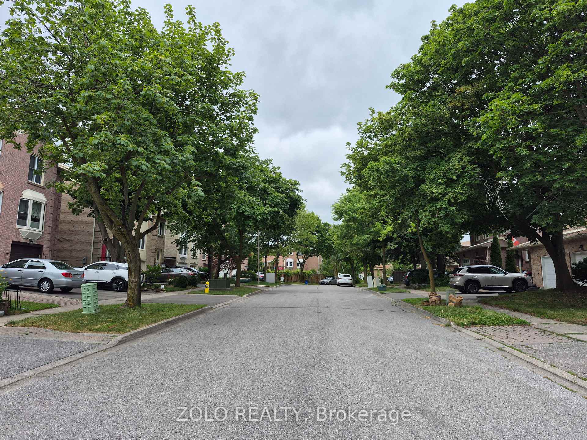 Photo 36 of 77 Colleen Street, Vaughan, Crestwood-Springfarm-Yorkhill — HOMEH