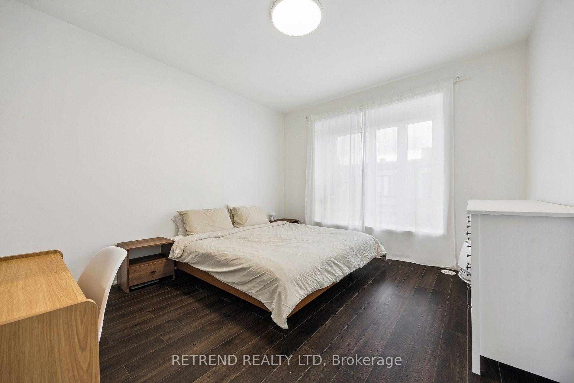 Photo 21 of 192 Salterton Circle, Vaughan, Rural Vaughan — HOMEH
