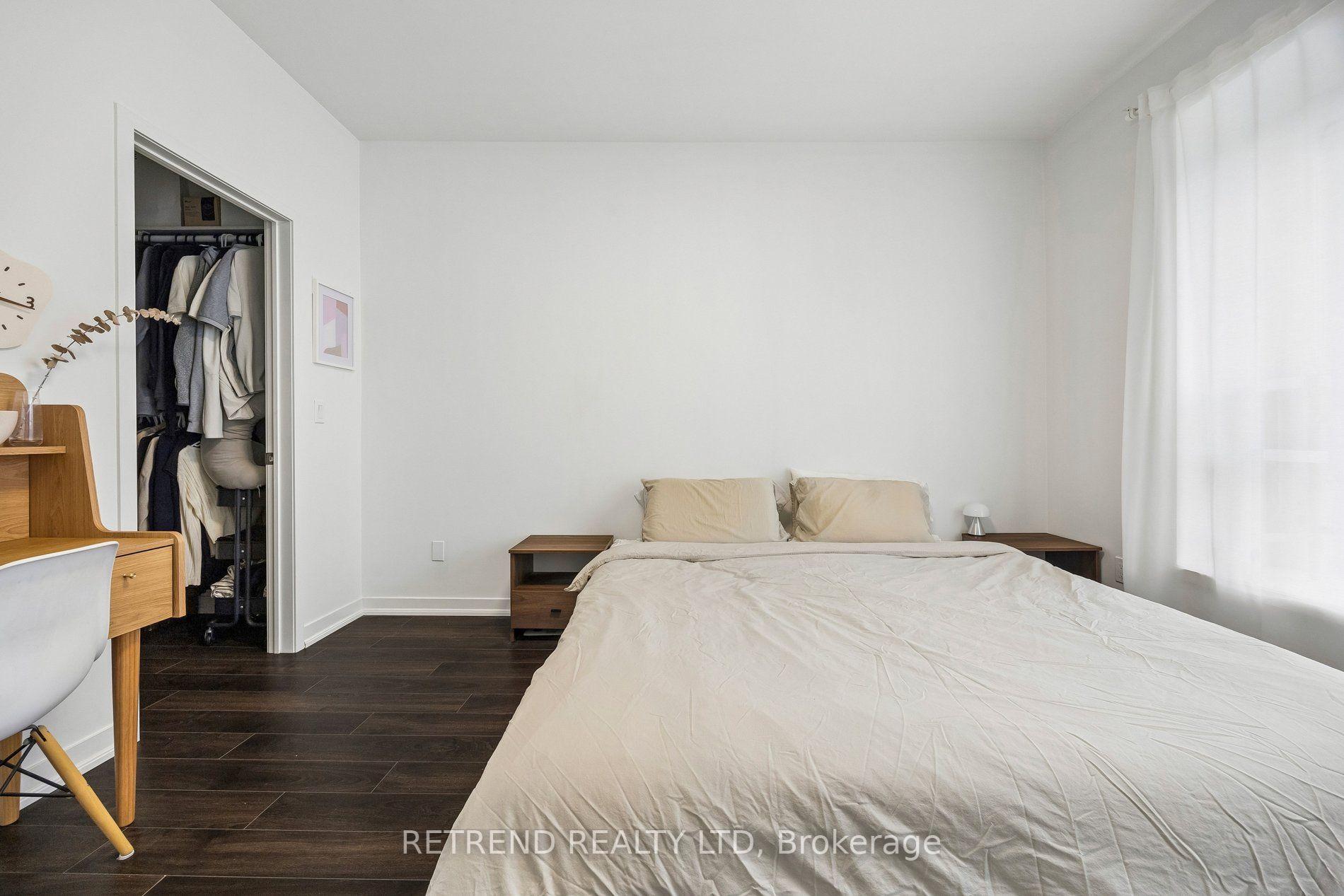 Photo 22 of 192 Salterton Circle, Vaughan, Rural Vaughan — HOMEH