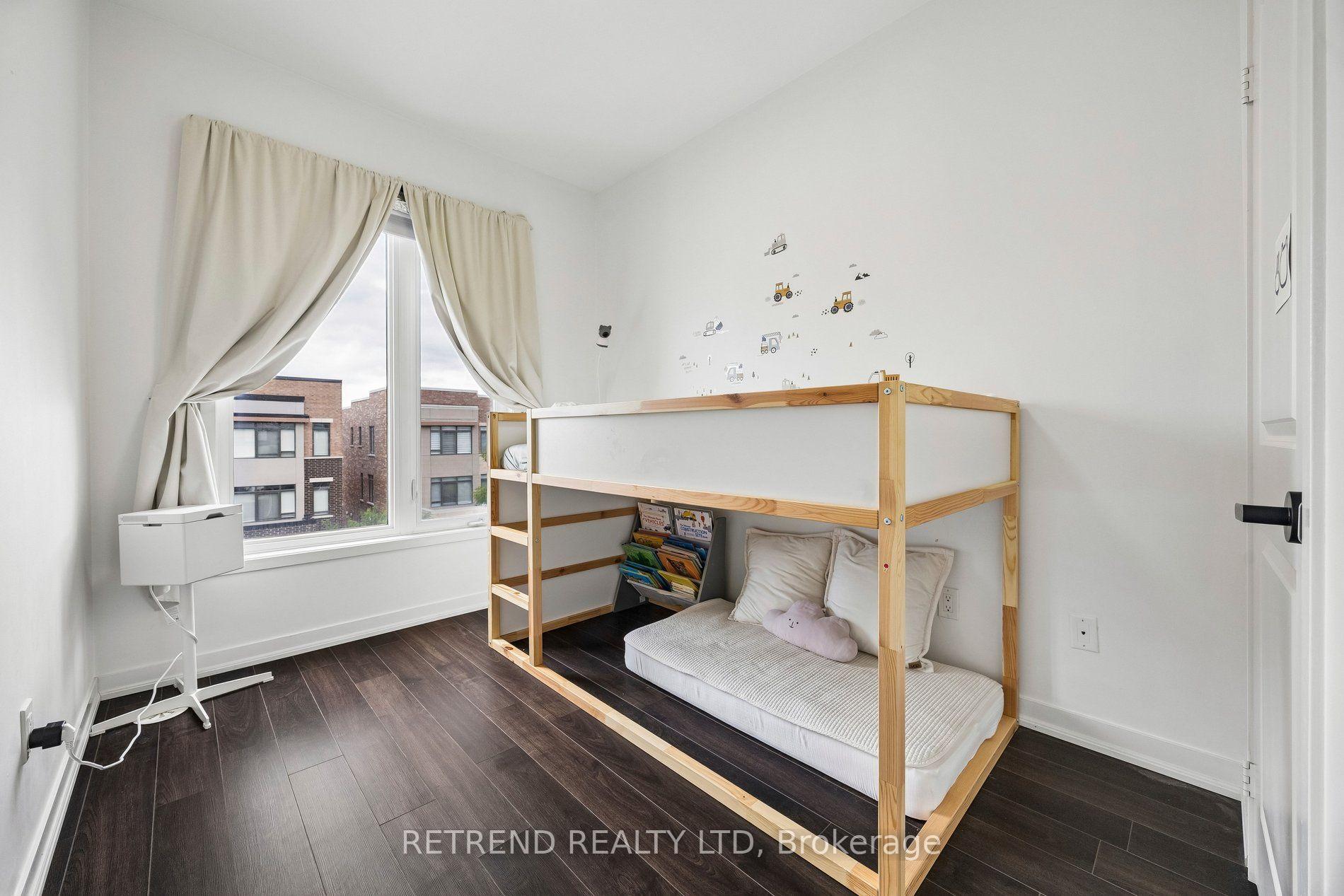 Photo 31 of 192 Salterton Circle, Vaughan, Rural Vaughan — HOMEH