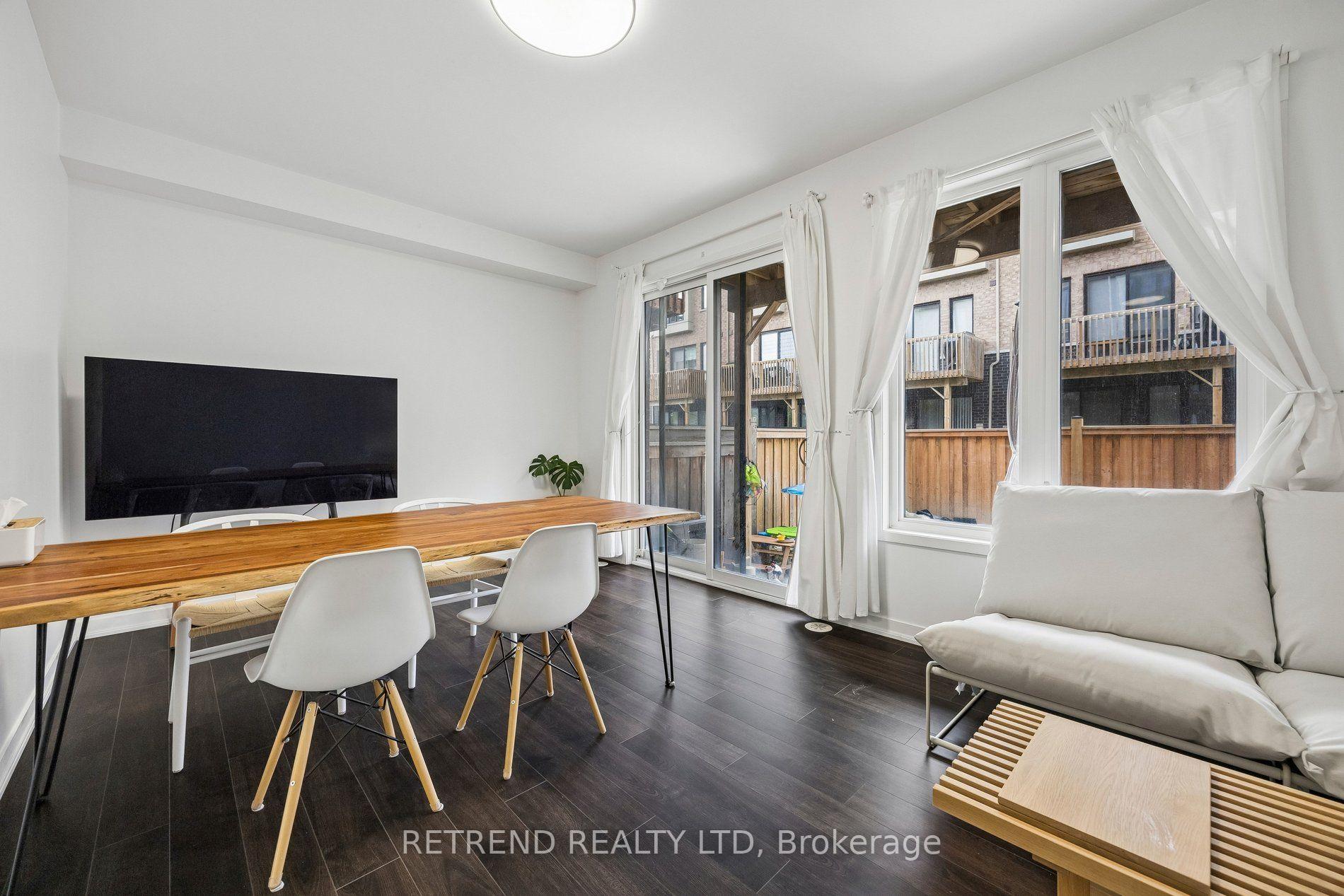 Photo 36 of 192 Salterton Circle, Vaughan, Rural Vaughan — HOMEH