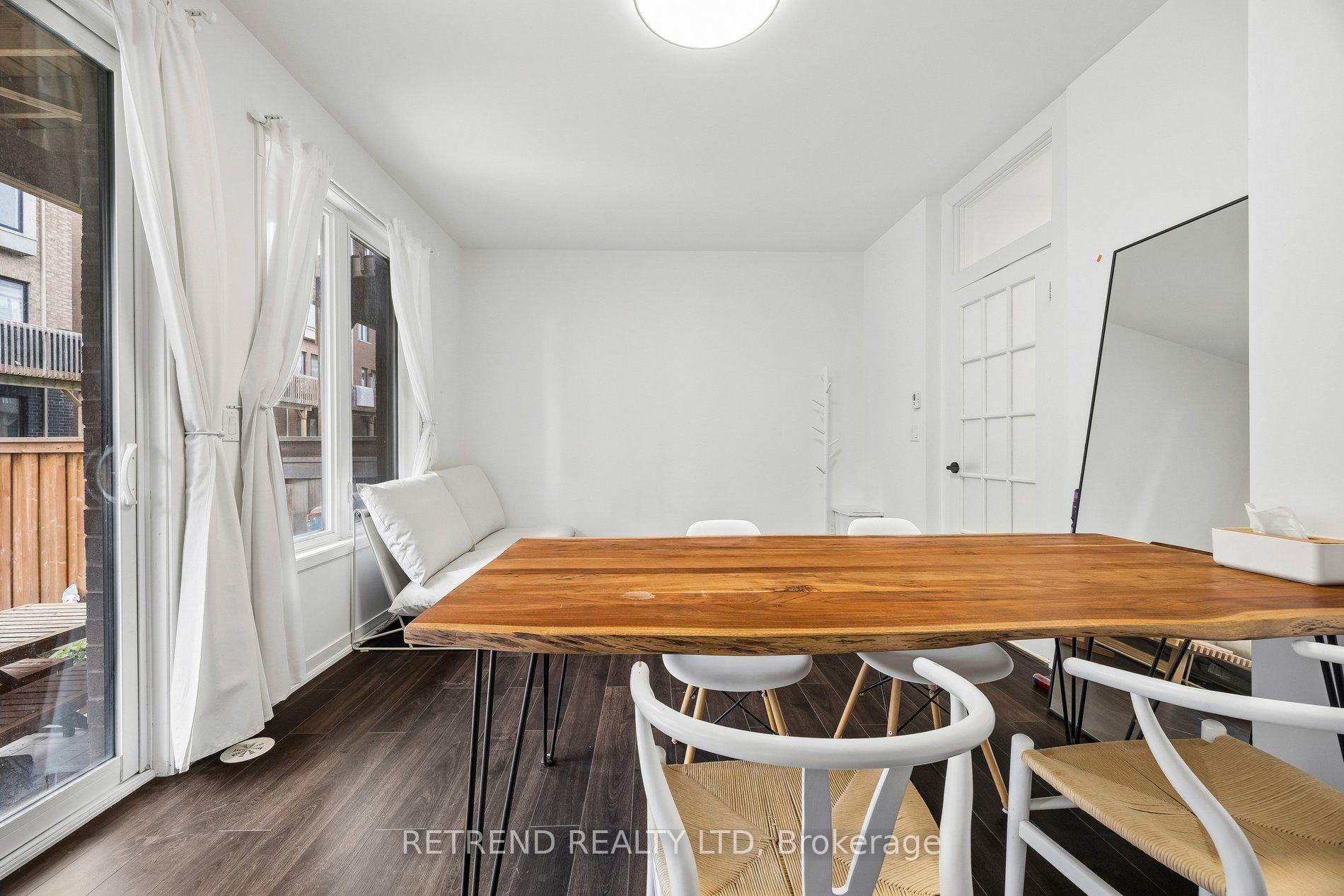 Photo 39 of 192 Salterton Circle, Vaughan, Rural Vaughan — HOMEH