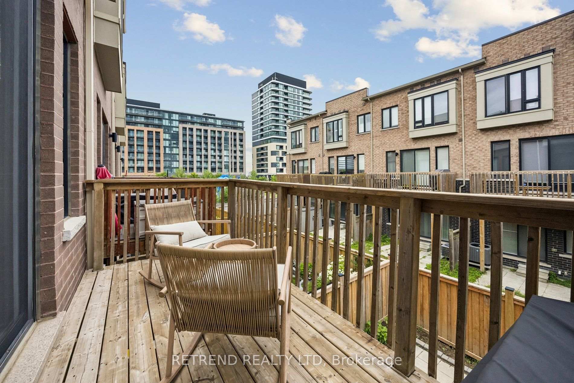 Photo 43 of 192 Salterton Circle, Vaughan, Rural Vaughan — HOMEH