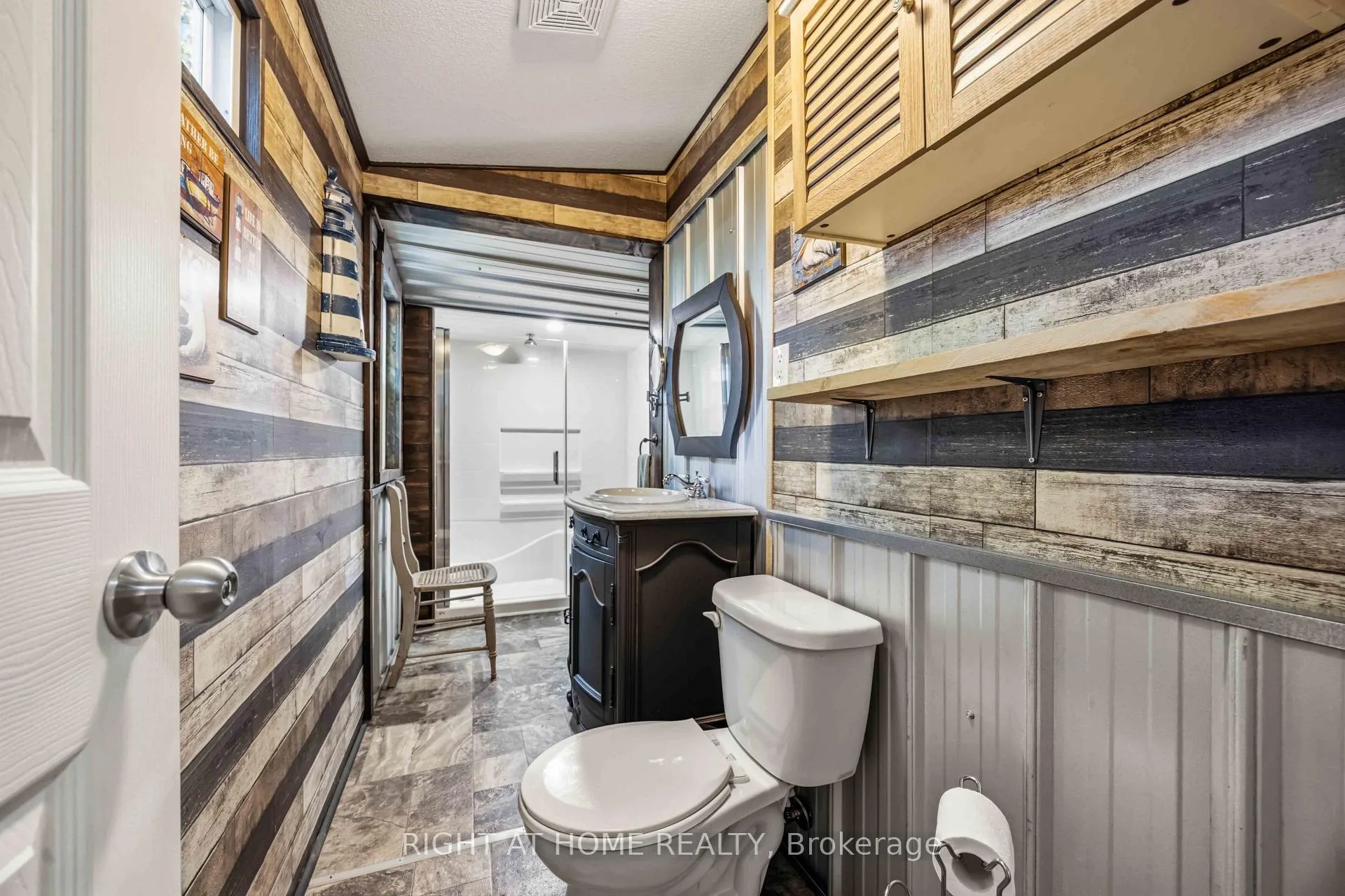 Photo 26 of 2891 Old Lakeshore Road, Sarnia — HOMEH