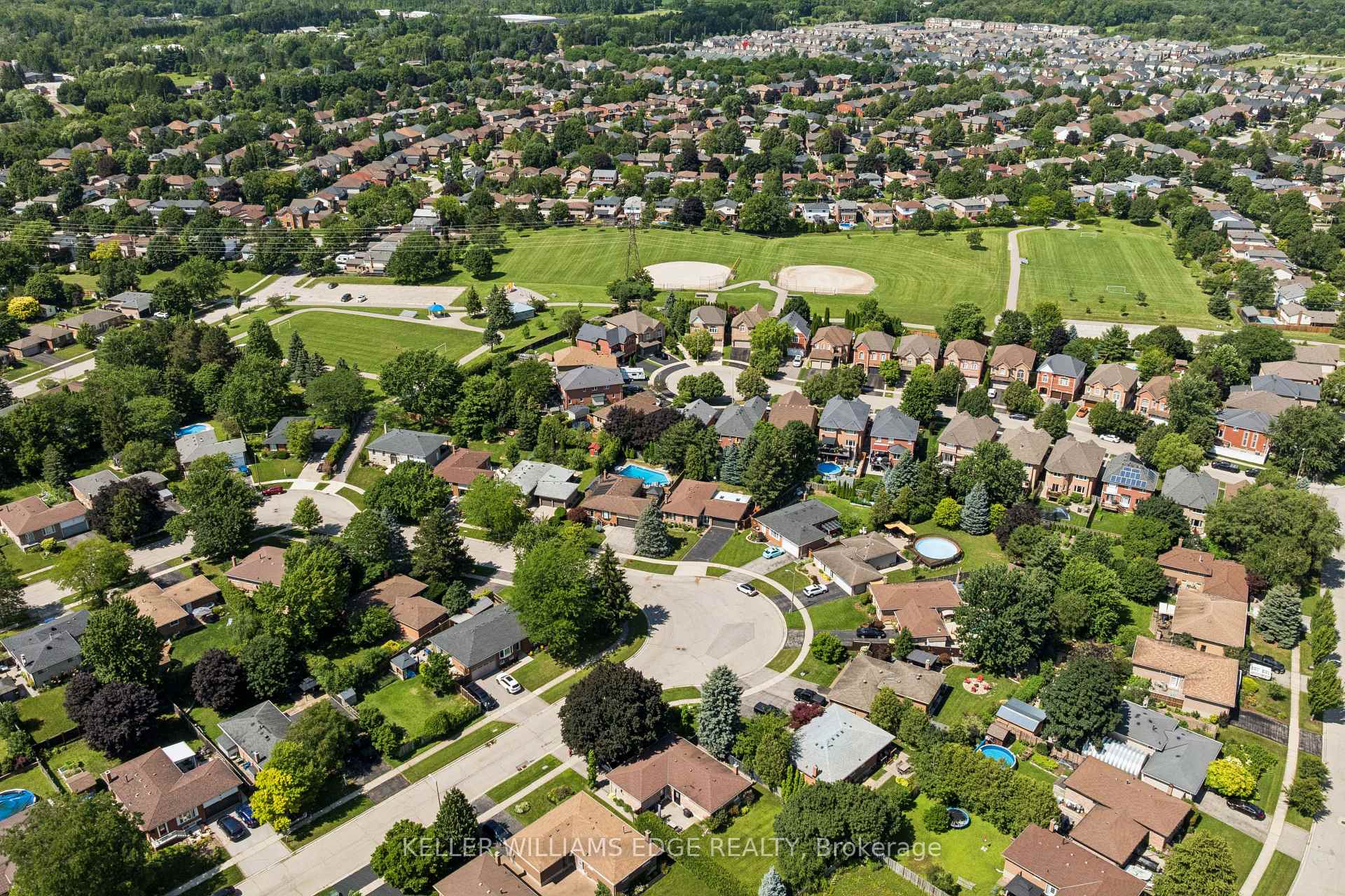 Photo 41 of 45 Milverton Close, Hamilton, Waterdown — HOMEH