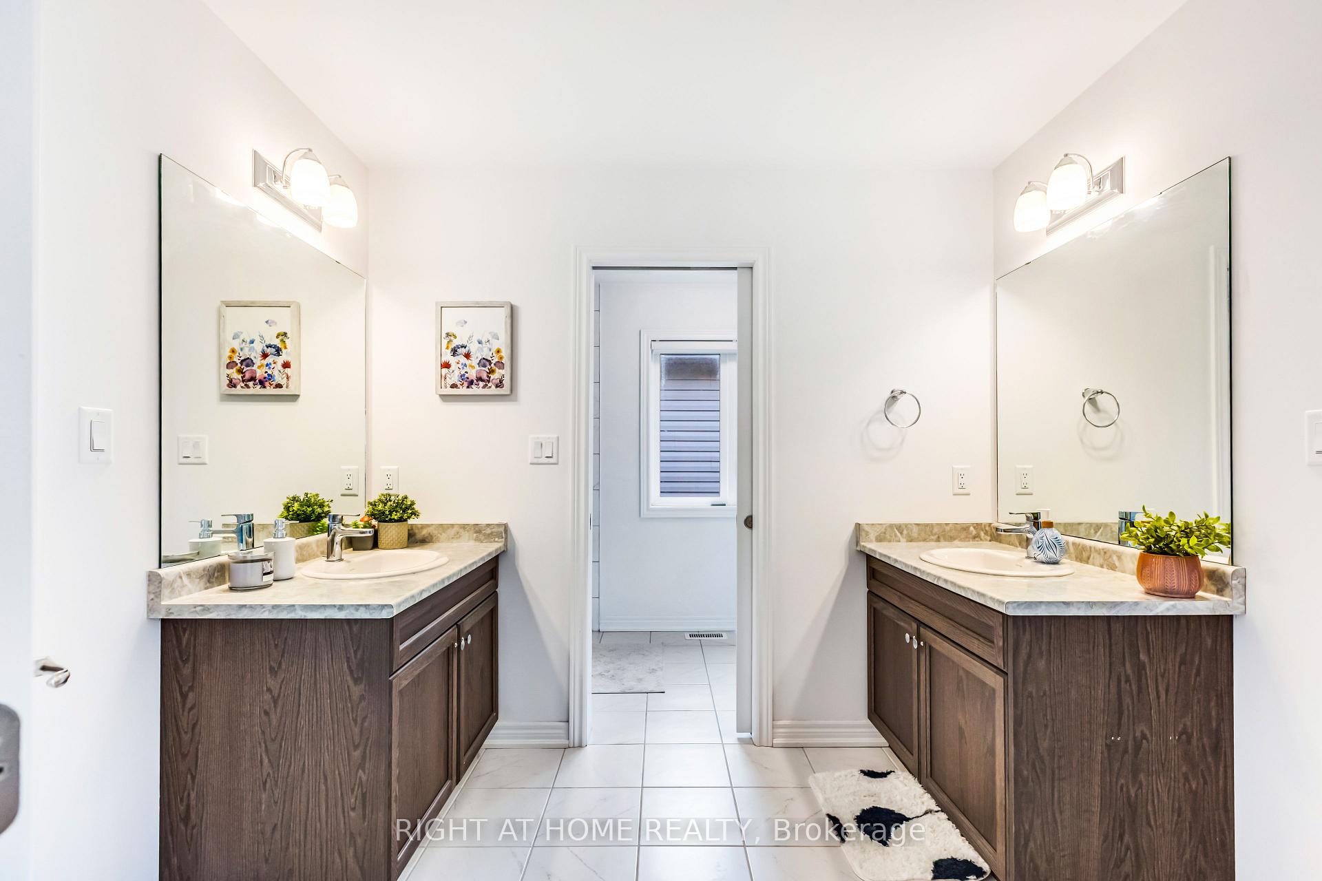 Photo 42 of 330 Gillespie Drive, Brantford, North Ward — HOMEH