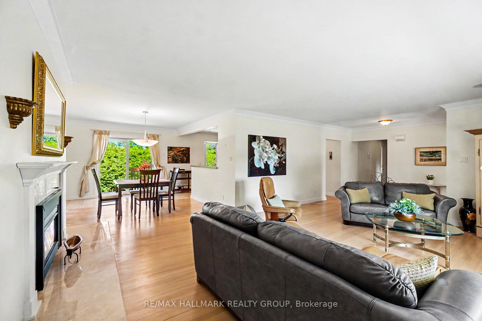 Photo 3 of 2009 Killarney Drive, Ottawa, McKellar Heights/Glabar Park — HOMEH