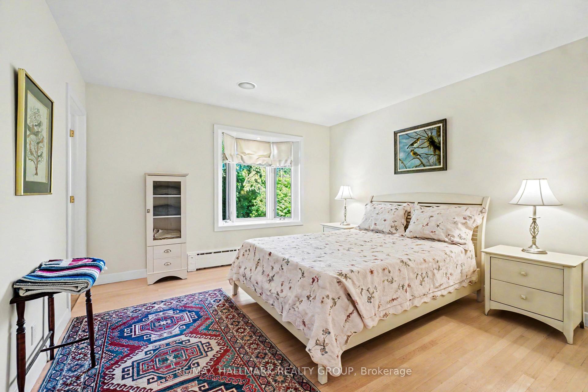 Photo 12 of 2009 Killarney Drive, Ottawa, McKellar Heights/Glabar Park — HOMEH