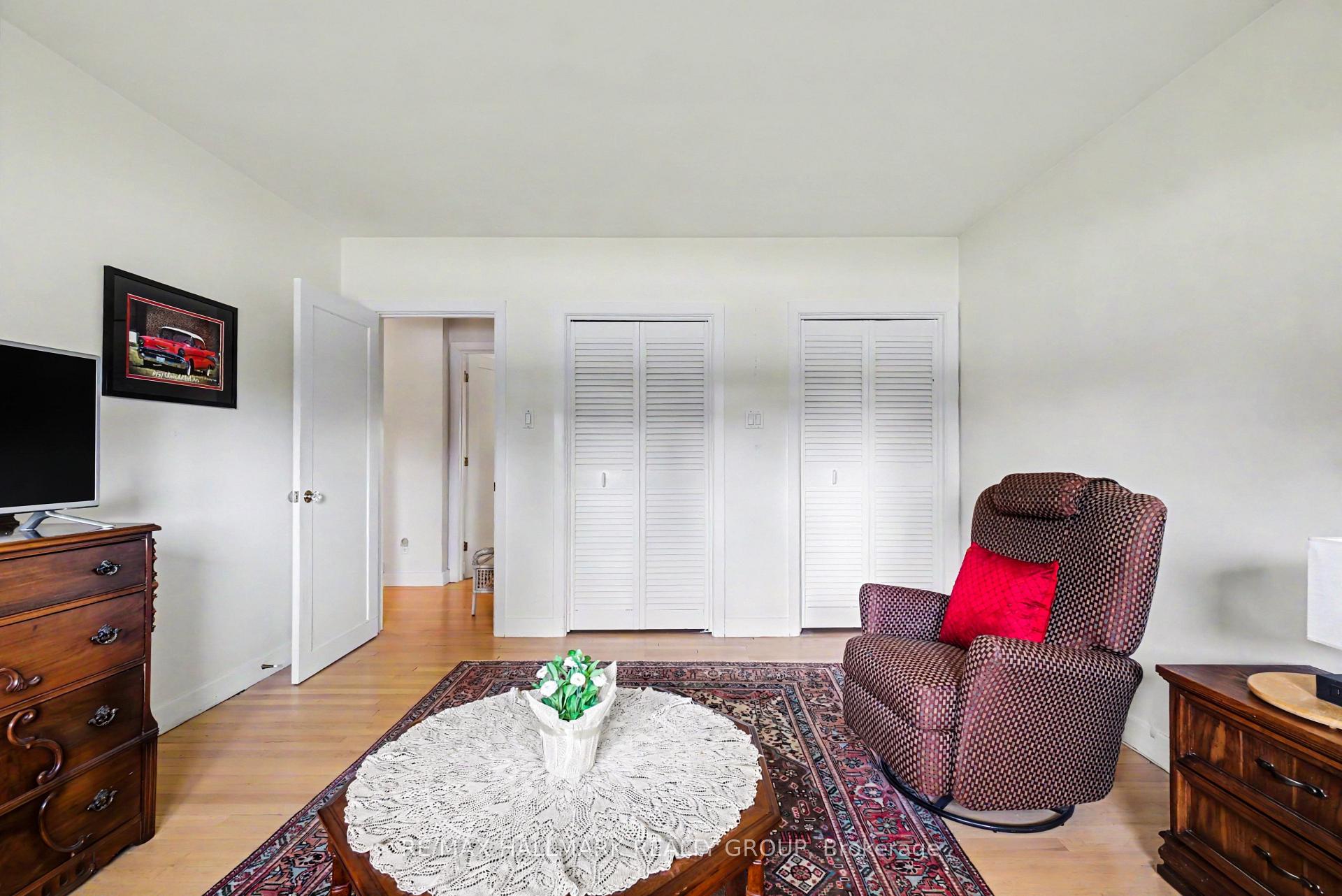 Photo 17 of 2009 Killarney Drive, Ottawa, McKellar Heights/Glabar Park — HOMEH
