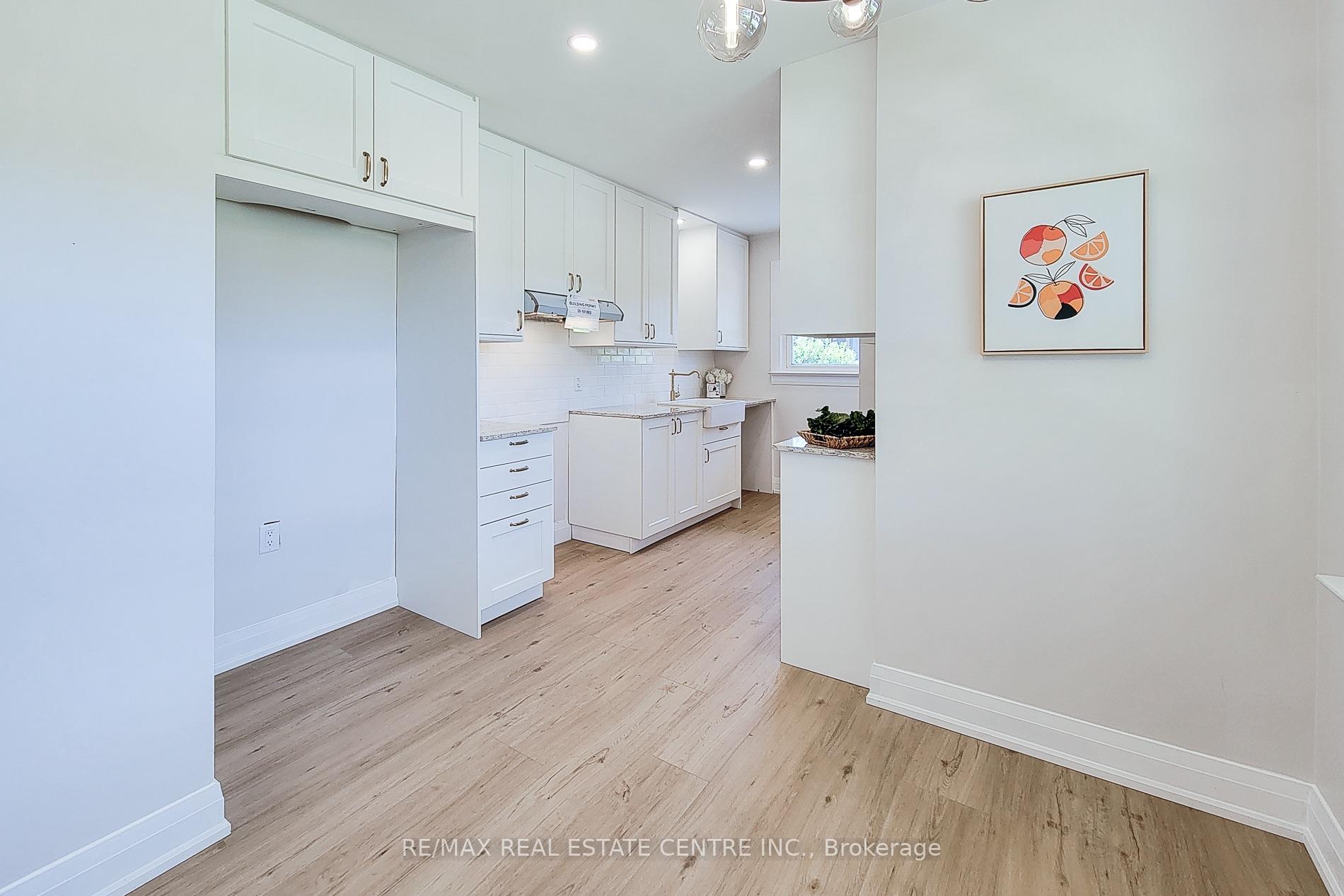 Photo 16 of 220 Winona Road, Hamilton, Winona — HOMEH