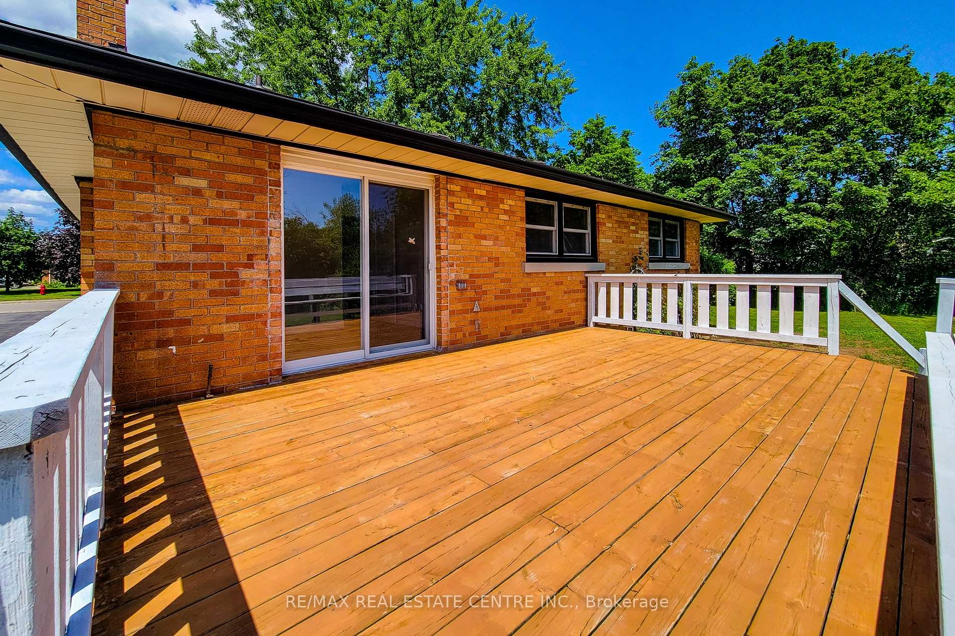 Photo 30 of 220 Winona Road, Hamilton, Winona — HOMEH