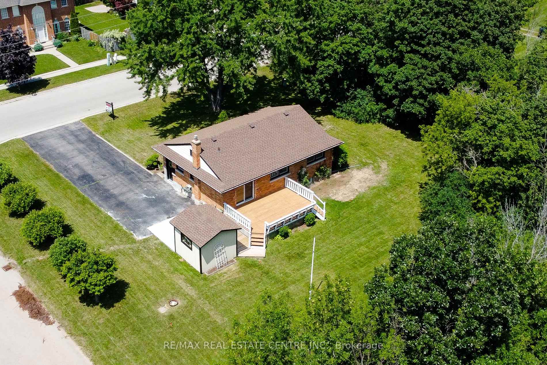Photo 42 of 220 Winona Road, Hamilton, Winona — HOMEH