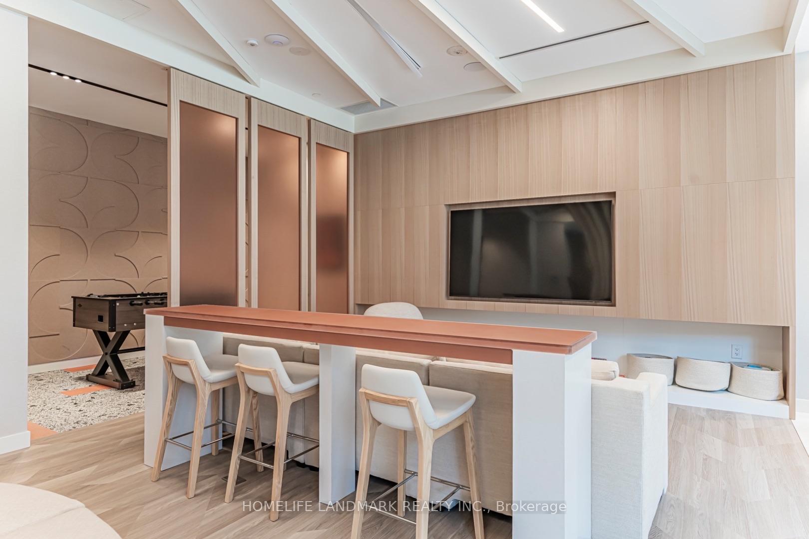 Photo 14 of 10 Oak Street, Toronto, Regent Park — HOMEH