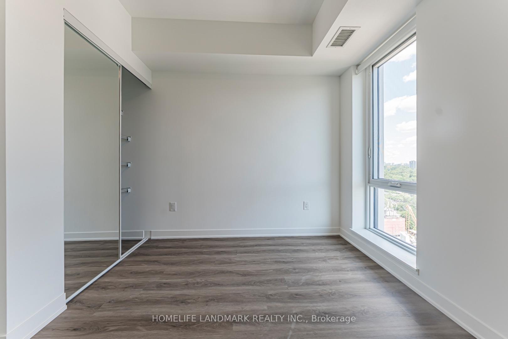 Photo 33 of 10 Oak Street, Toronto, Regent Park — HOMEH