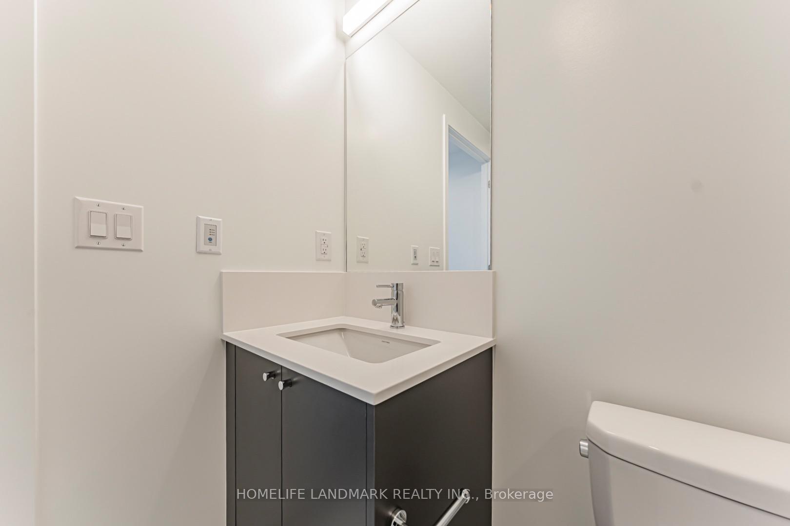 Photo 37 of 10 Oak Street, Toronto, Regent Park — HOMEH