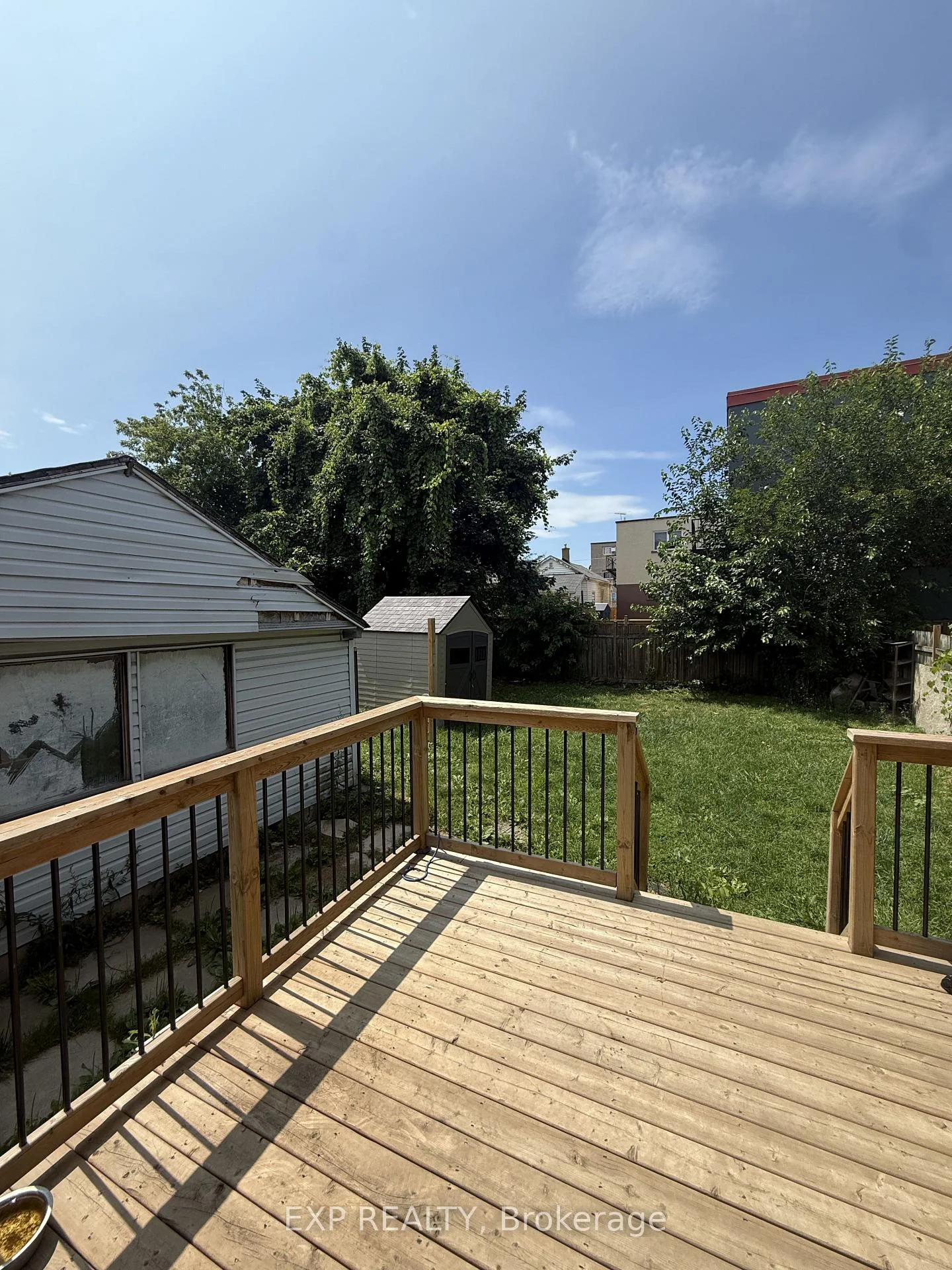 Photo 11 of 33 Concord Avenue, St. Catharines, Facer — HOMEH