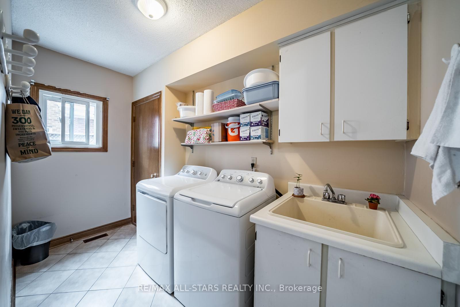 Photo 18 of 112 Jimston Drive, Markham, Milliken Mills East — HOMEH