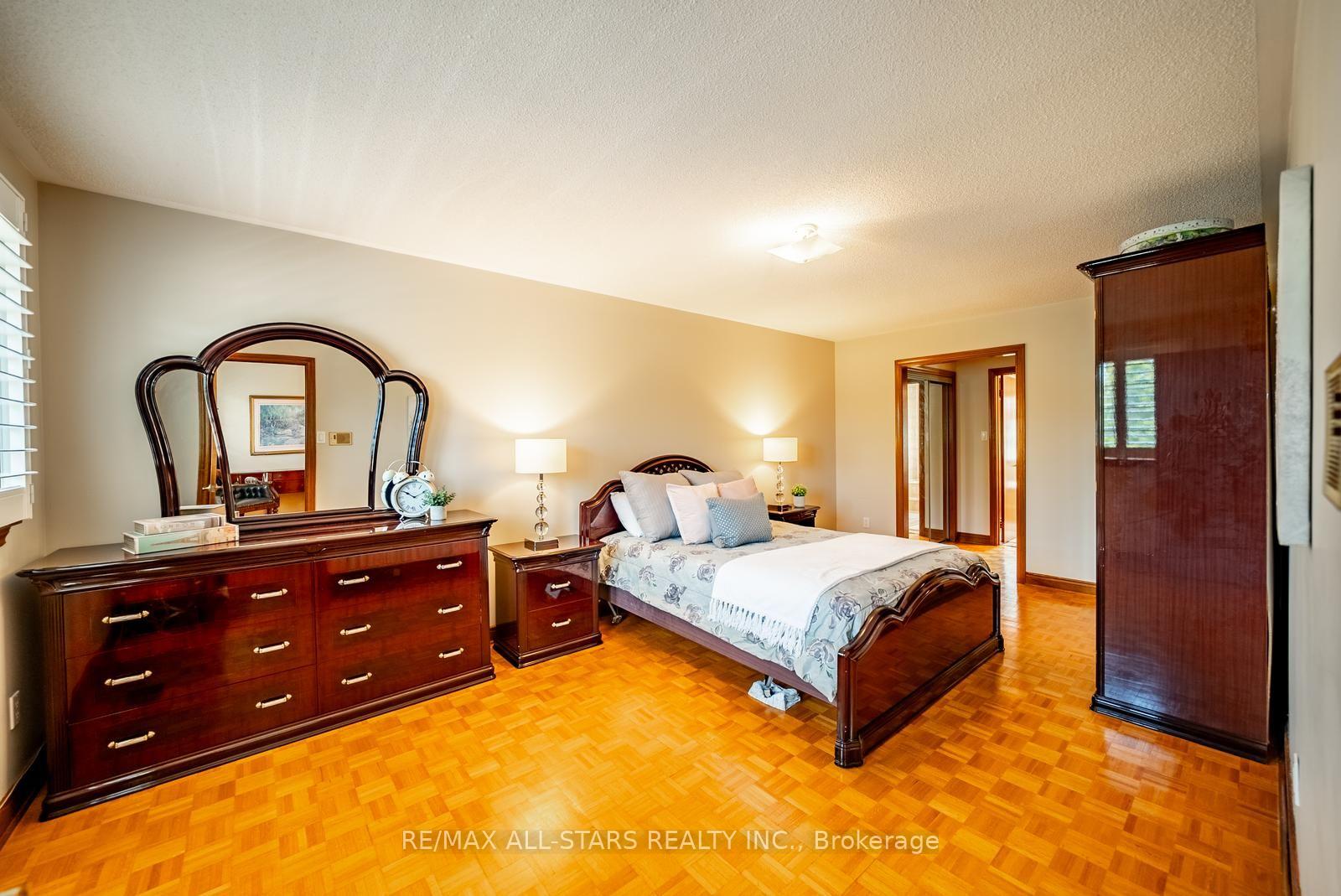 Photo 21 of 112 Jimston Drive, Markham, Milliken Mills East — HOMEH