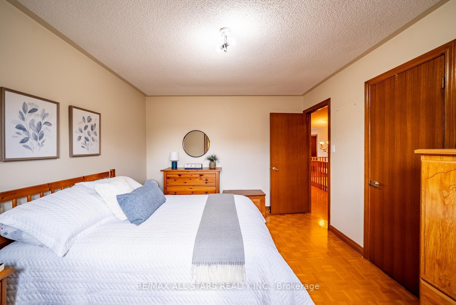 Photo 26 of 112 Jimston Drive, Markham, Milliken Mills East — HOMEH