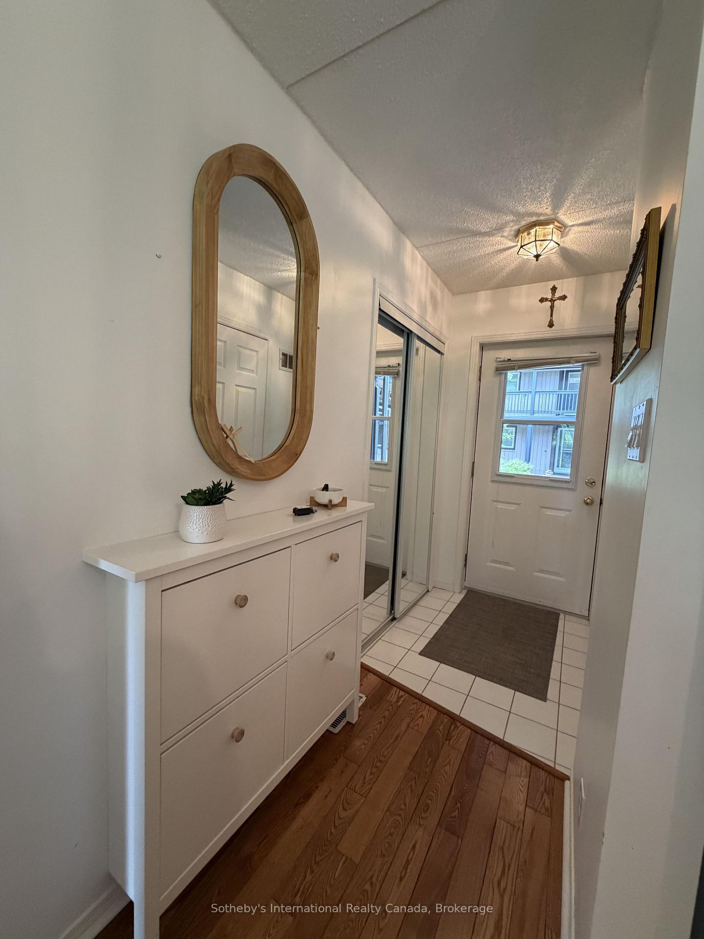Photo 4 of 329 Mariners Way, Collingwood — HOMEH