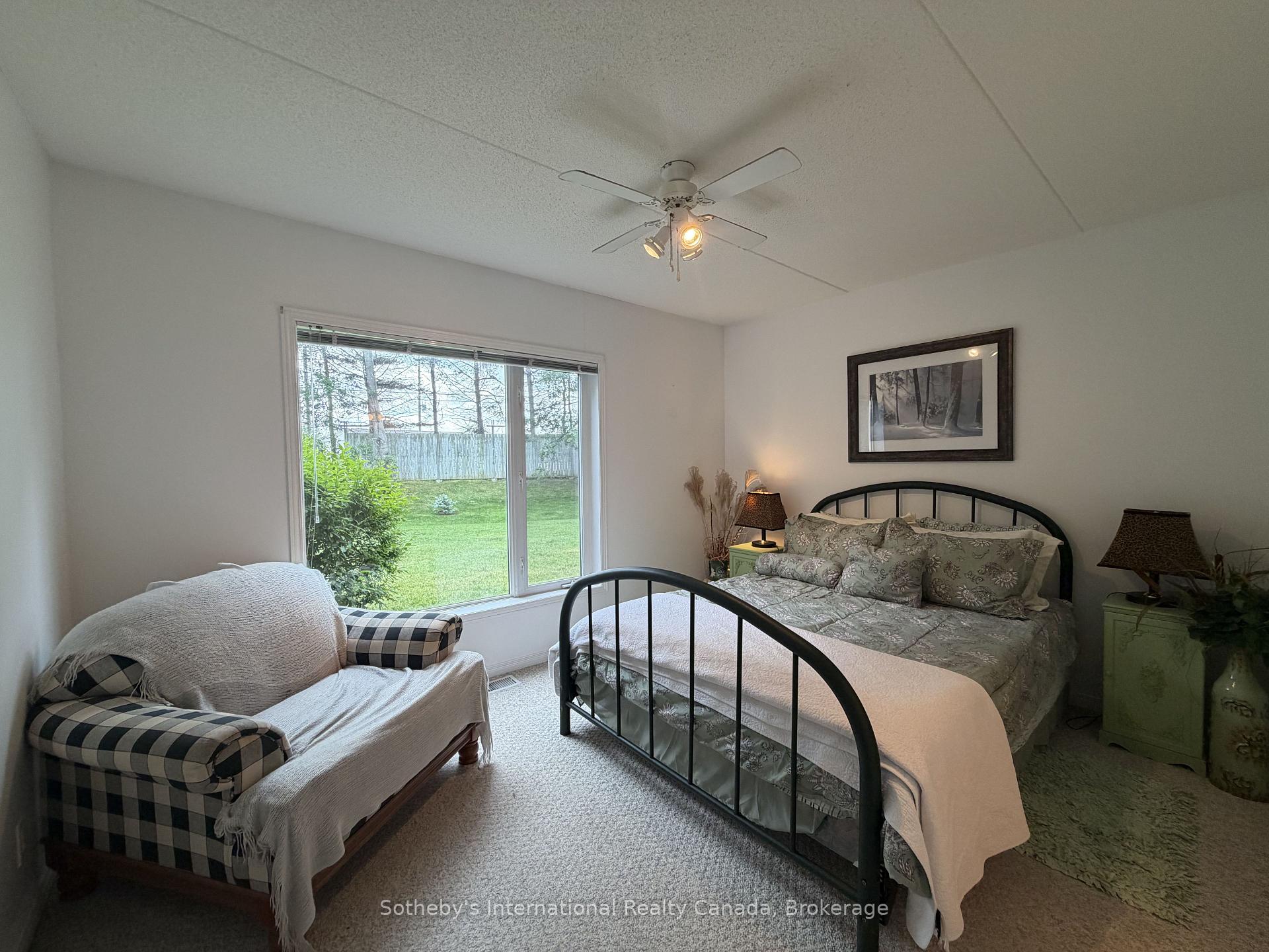 Photo 12 of 329 Mariners Way, Collingwood — HOMEH