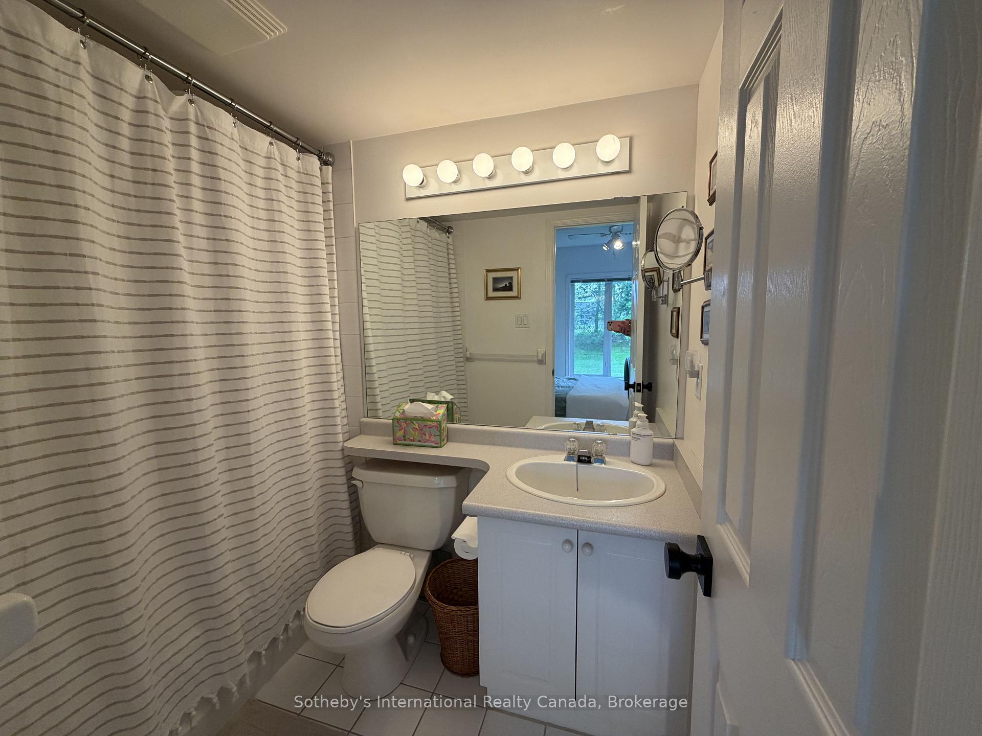 Photo 14 of 329 Mariners Way, Collingwood — HOMEH