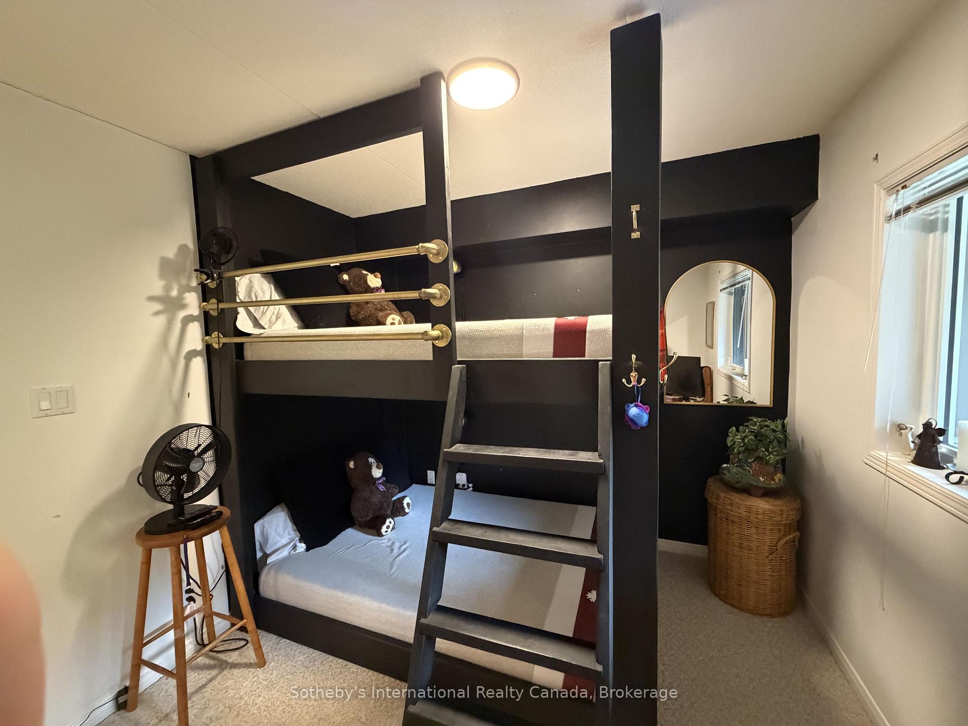 Photo 15 of 329 Mariners Way, Collingwood — HOMEH