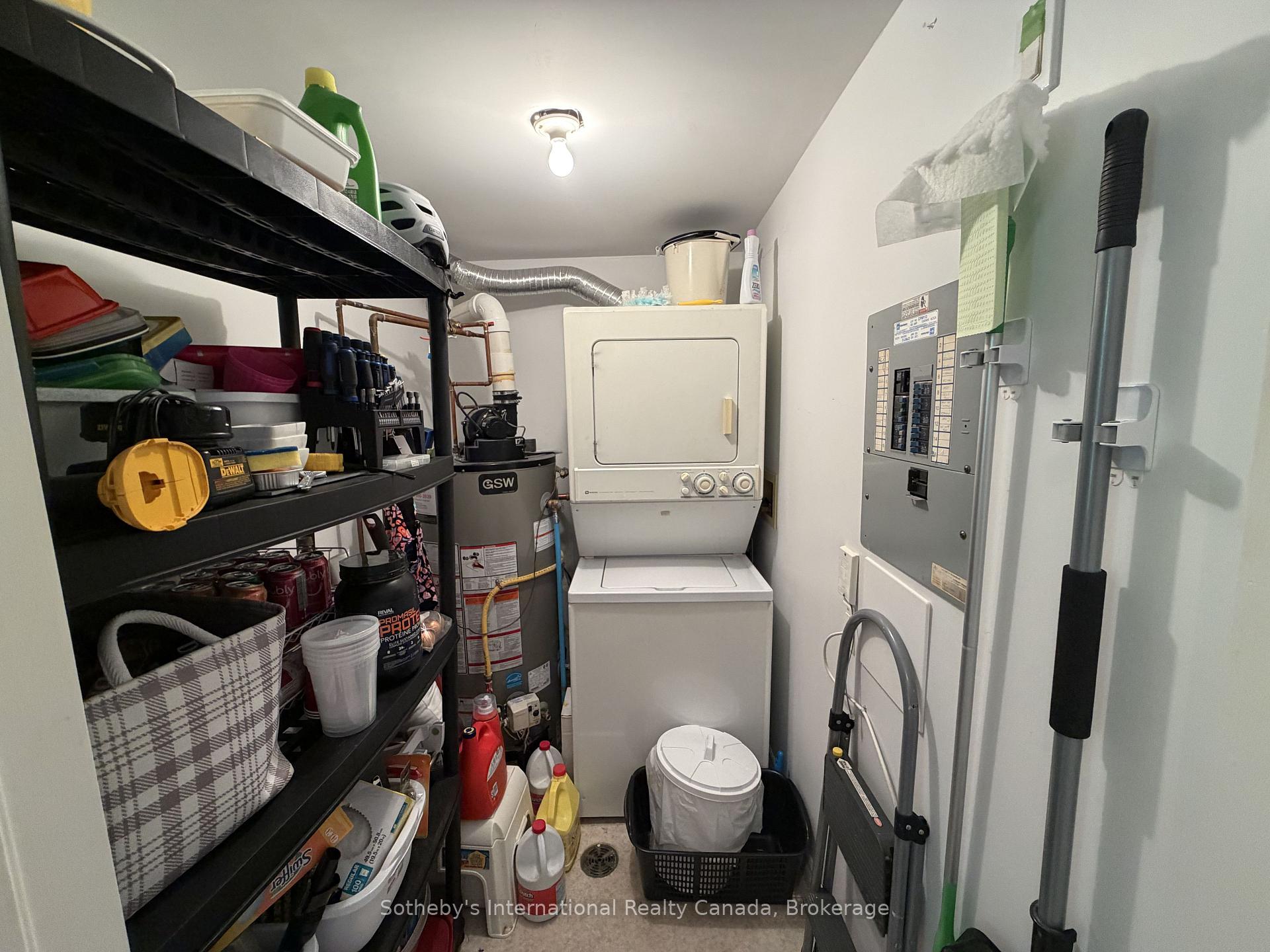 Photo 17 of 329 Mariners Way, Collingwood — HOMEH