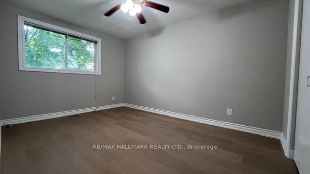Photo 12 of 758 Botany Hill Crescent, Newmarket, Huron Heights-Leslie Valley — HOMEH