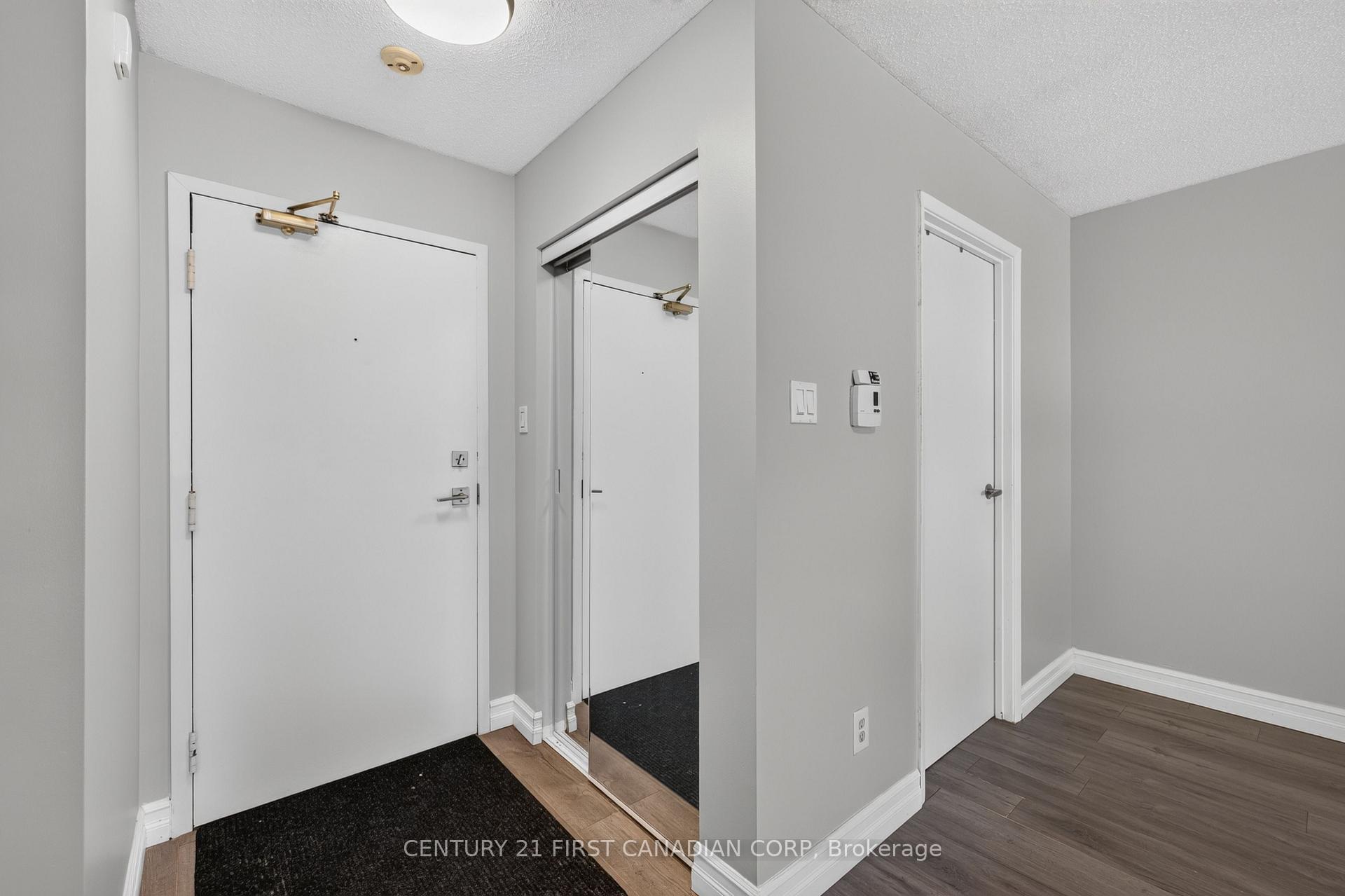Photo 6 of Unit 222, 15 Jacksway Crescent, London, North G — HOMEH