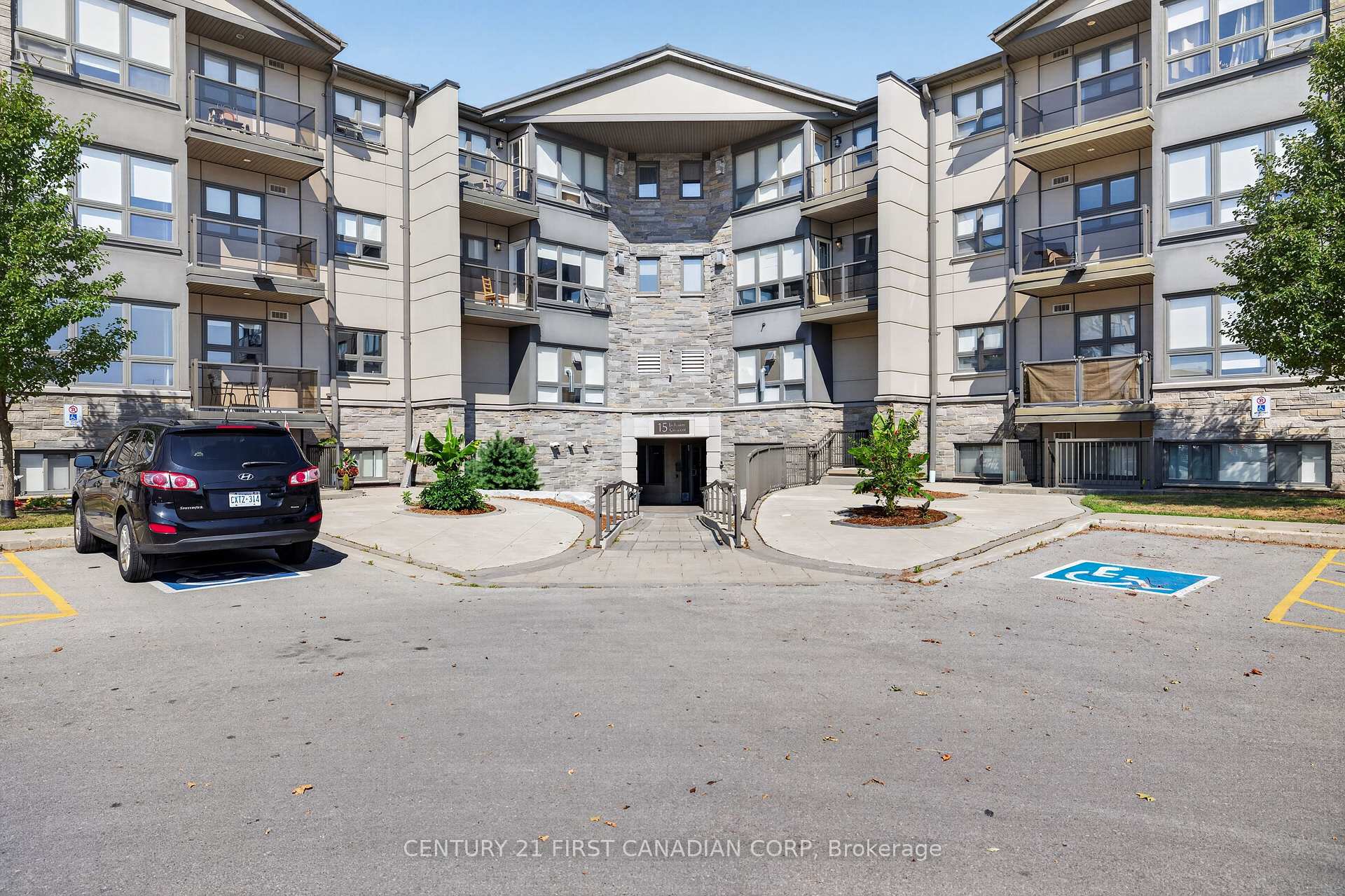 Photo 40 of Unit 222, 15 Jacksway Crescent, London, North G — HOMEH