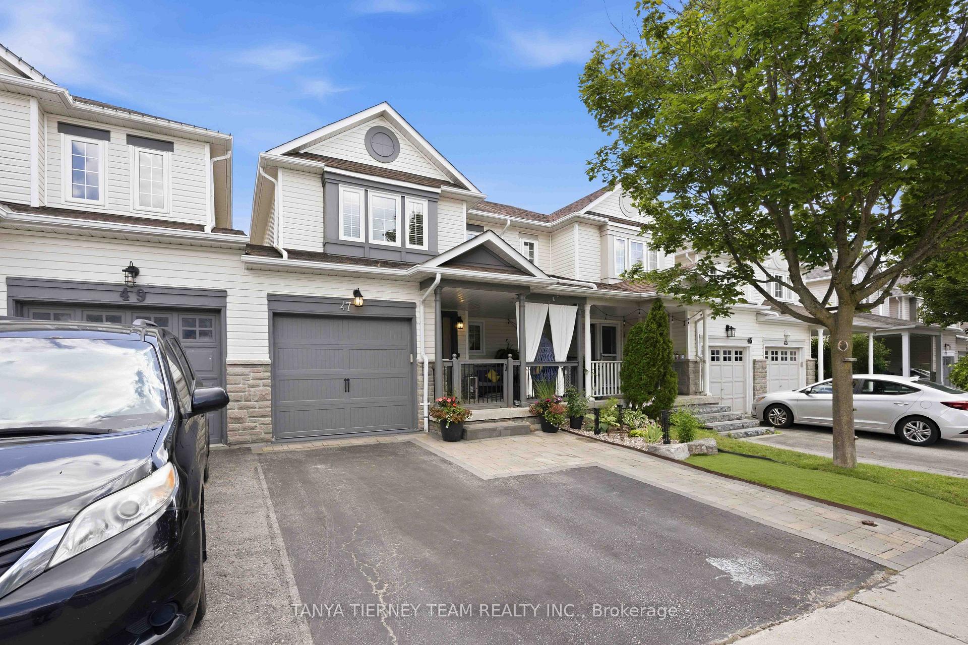 Photo 2 of 47 Corianne Avenue, Whitby, Brooklin — HOMEH