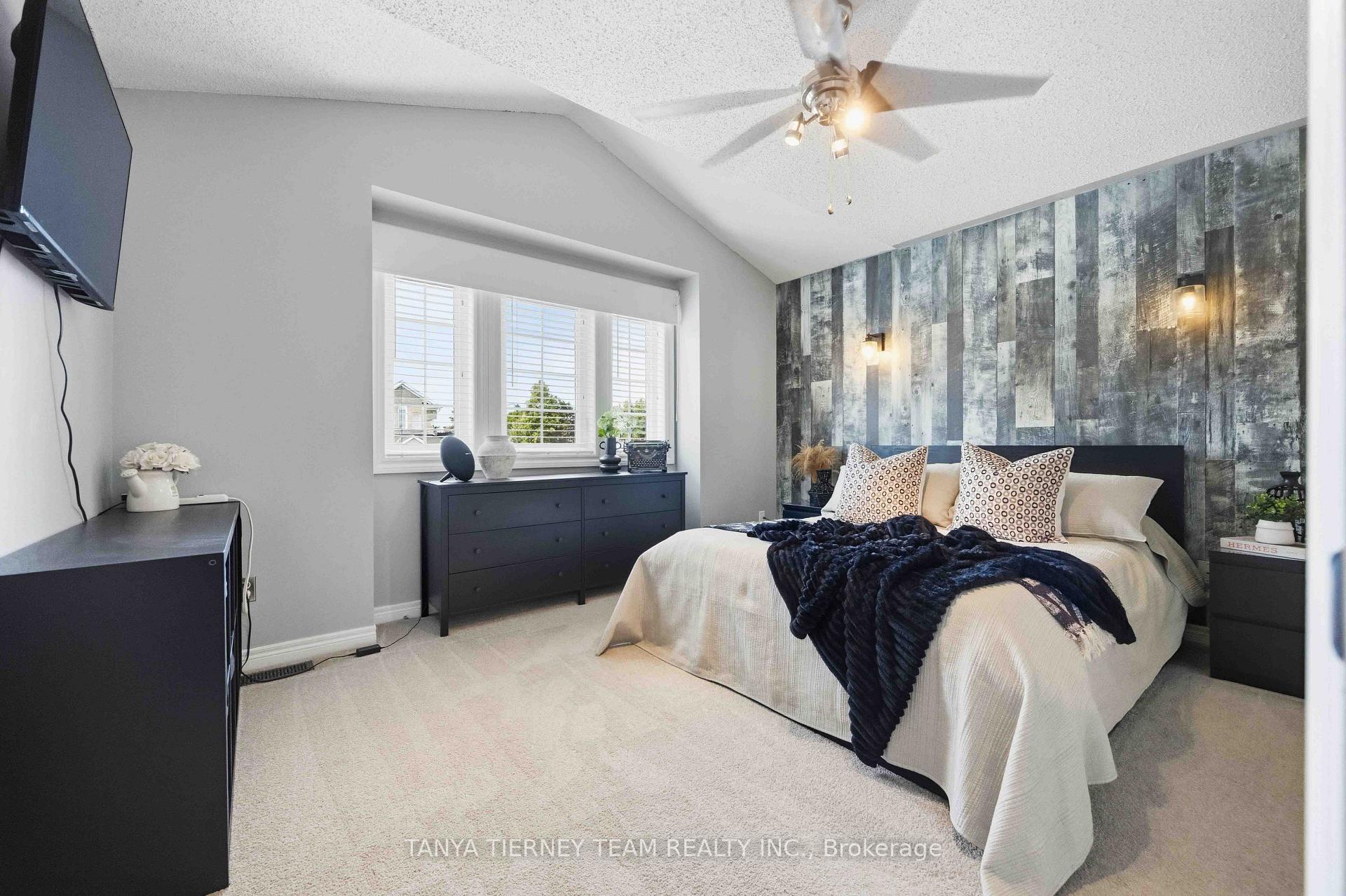 Photo 30 of 47 Corianne Avenue, Whitby, Brooklin — HOMEH