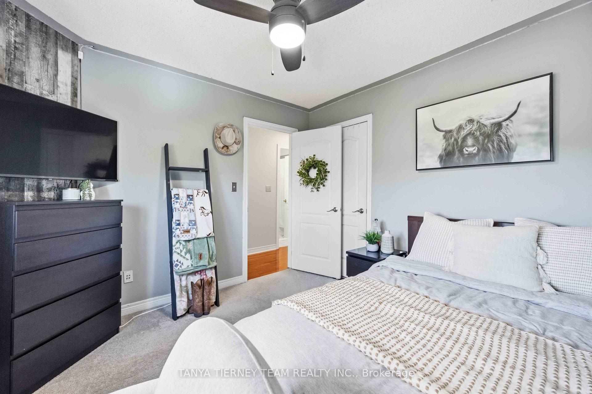 Photo 34 of 47 Corianne Avenue, Whitby, Brooklin — HOMEH